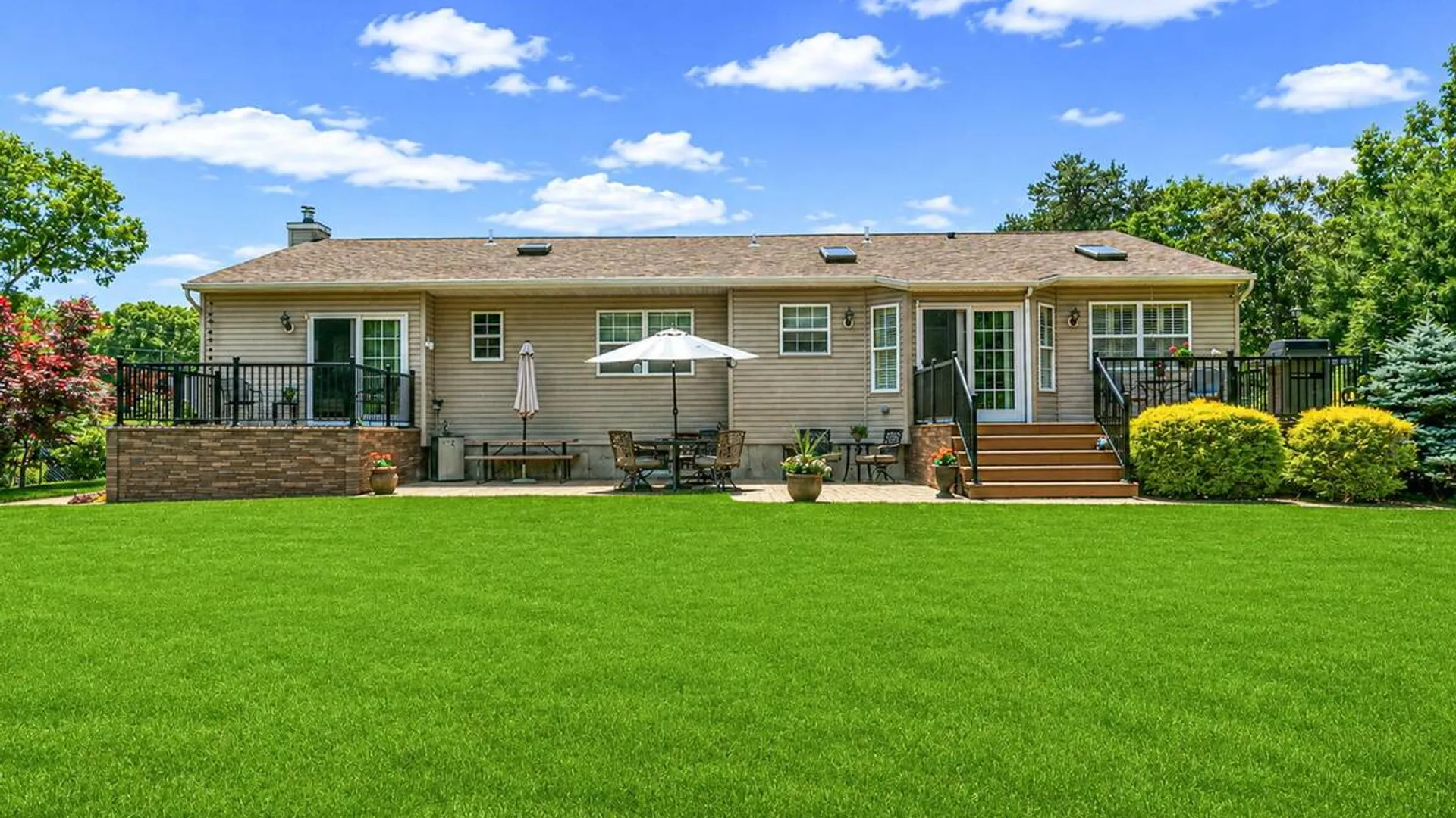 Property at 1 Peter Street, Coram, NY 11727 30