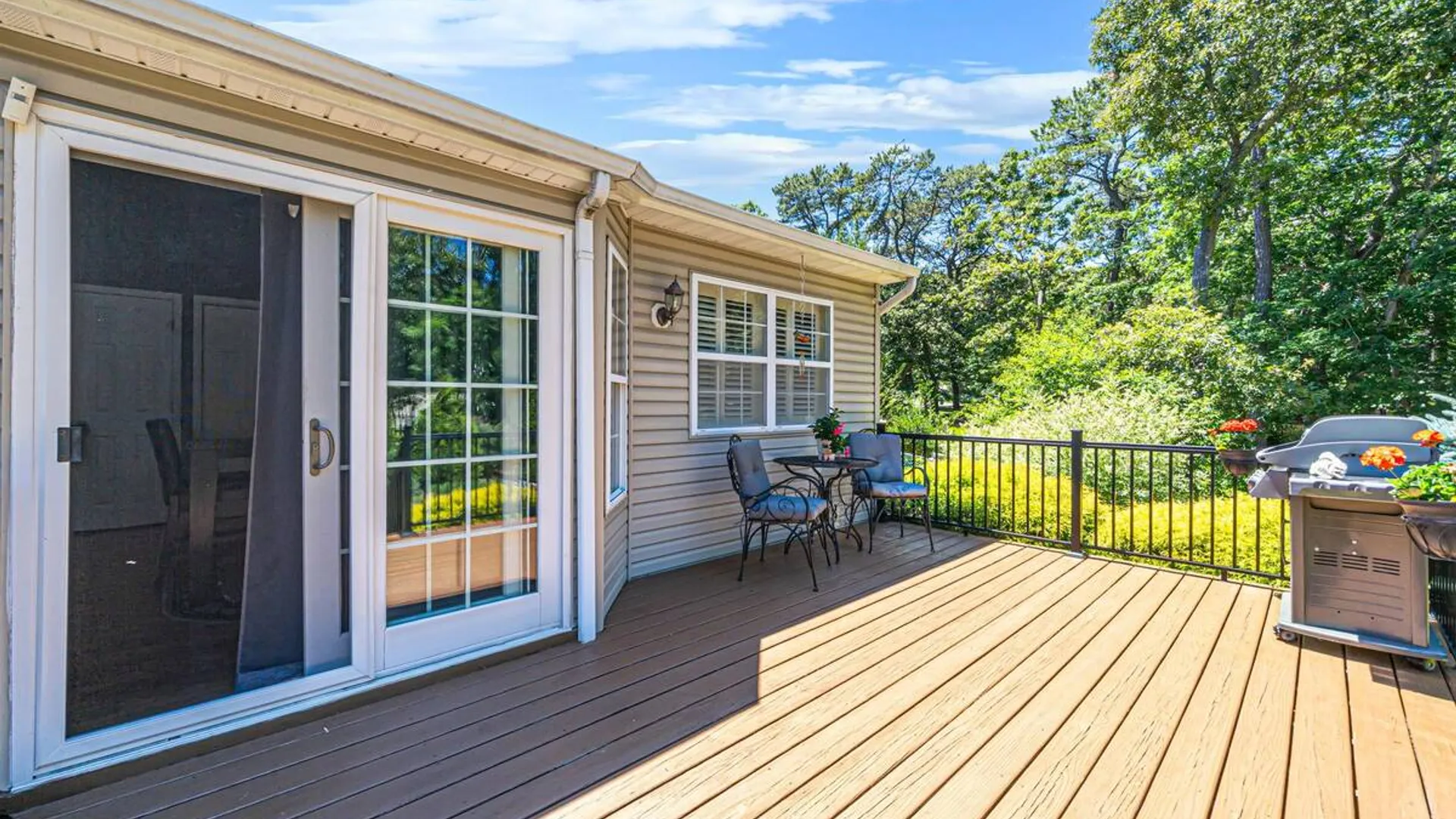 Property at 1 Peter Street, Coram, NY 11727 34