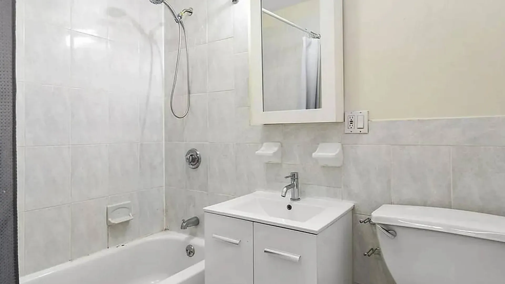 Property at 83A Himrod Street, Brooklyn, NY 11221 4