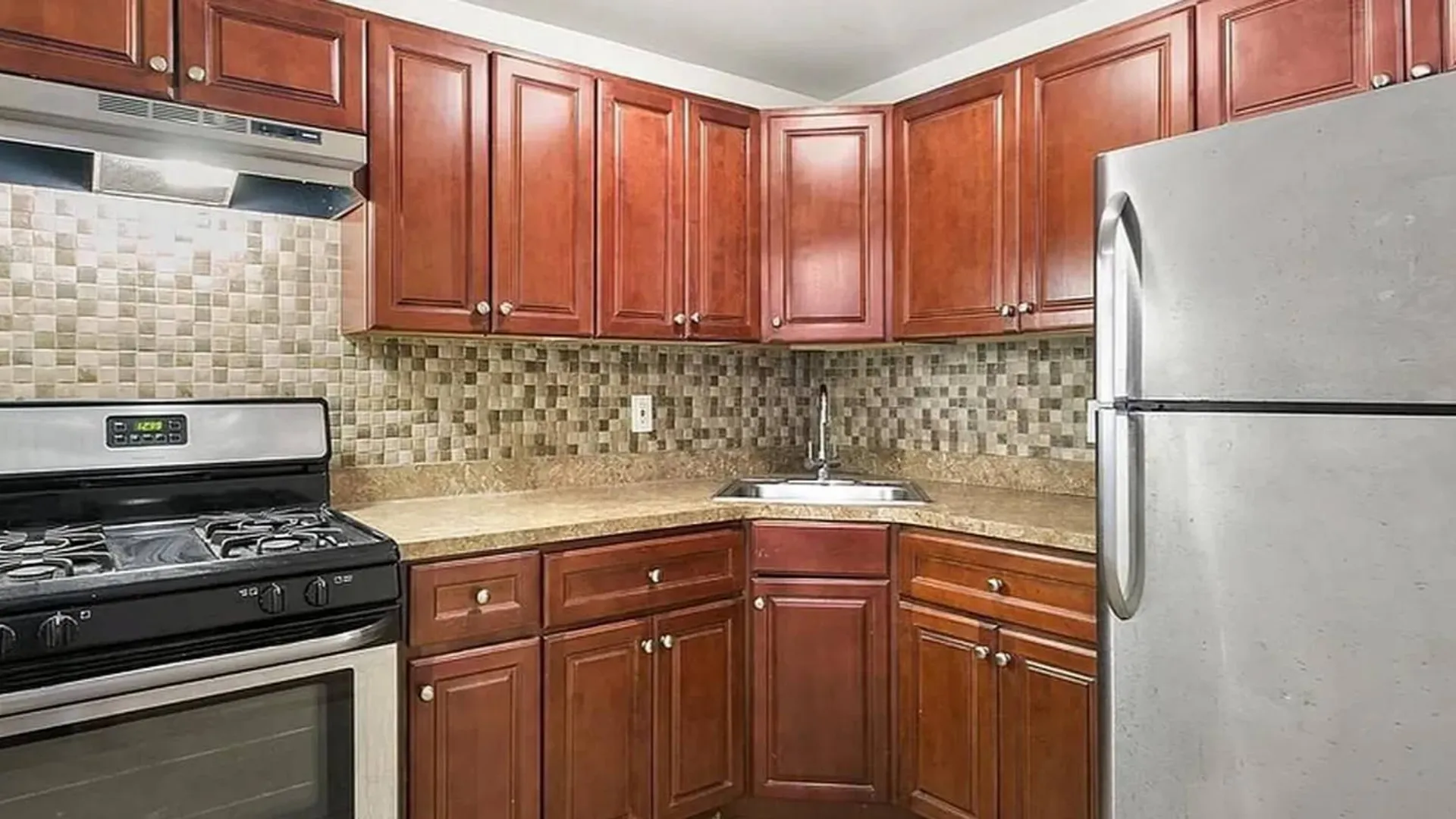 Property at 83A Himrod Street, Brooklyn, NY 11221 5