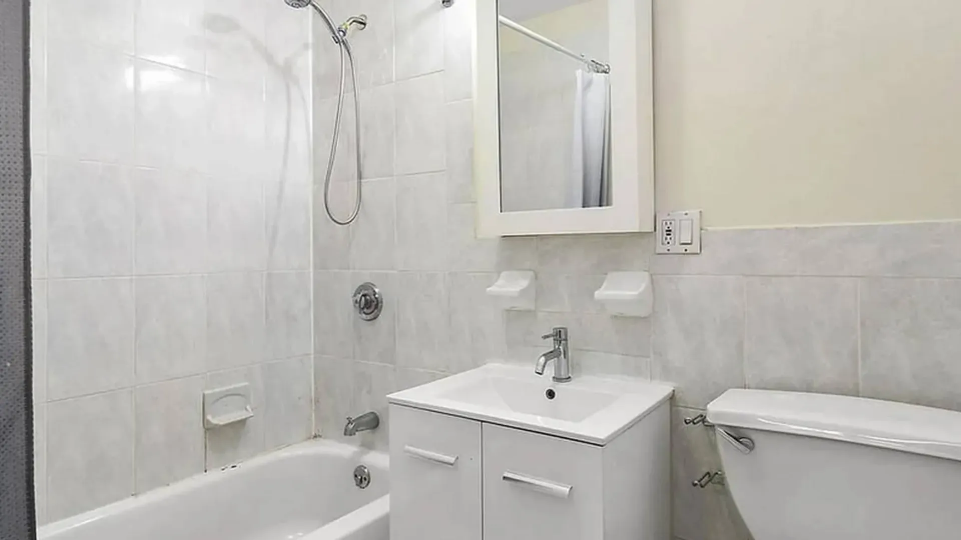 Property at 83A Himrod Street, Brooklyn, NY 11221 7