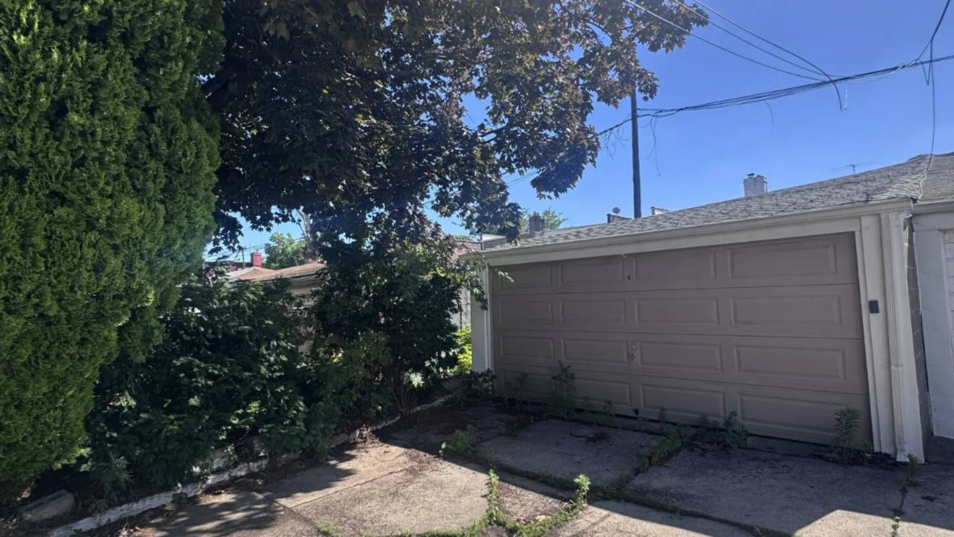Property at 31-23 99th Street, East Elmhurst, NY 11369 28