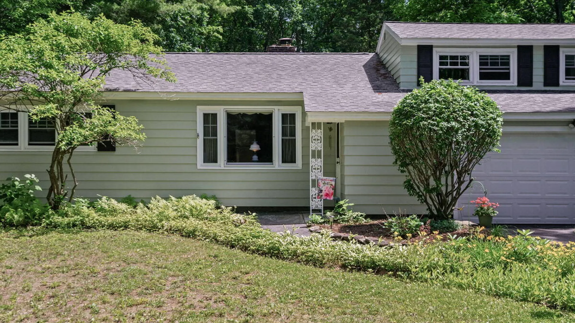 Property at 24 Ellen Lane, Glenville, NY 12302 34