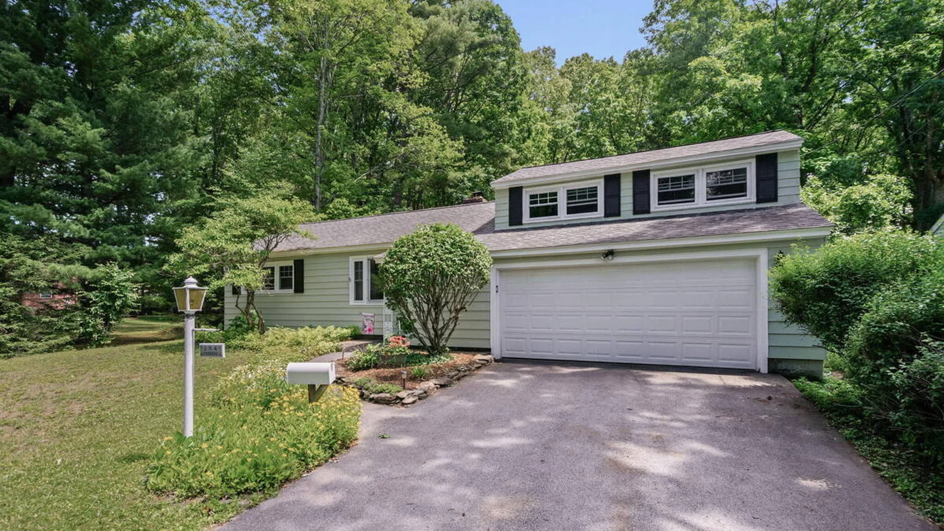Property at 24 Ellen Lane, Glenville, NY 12302 40