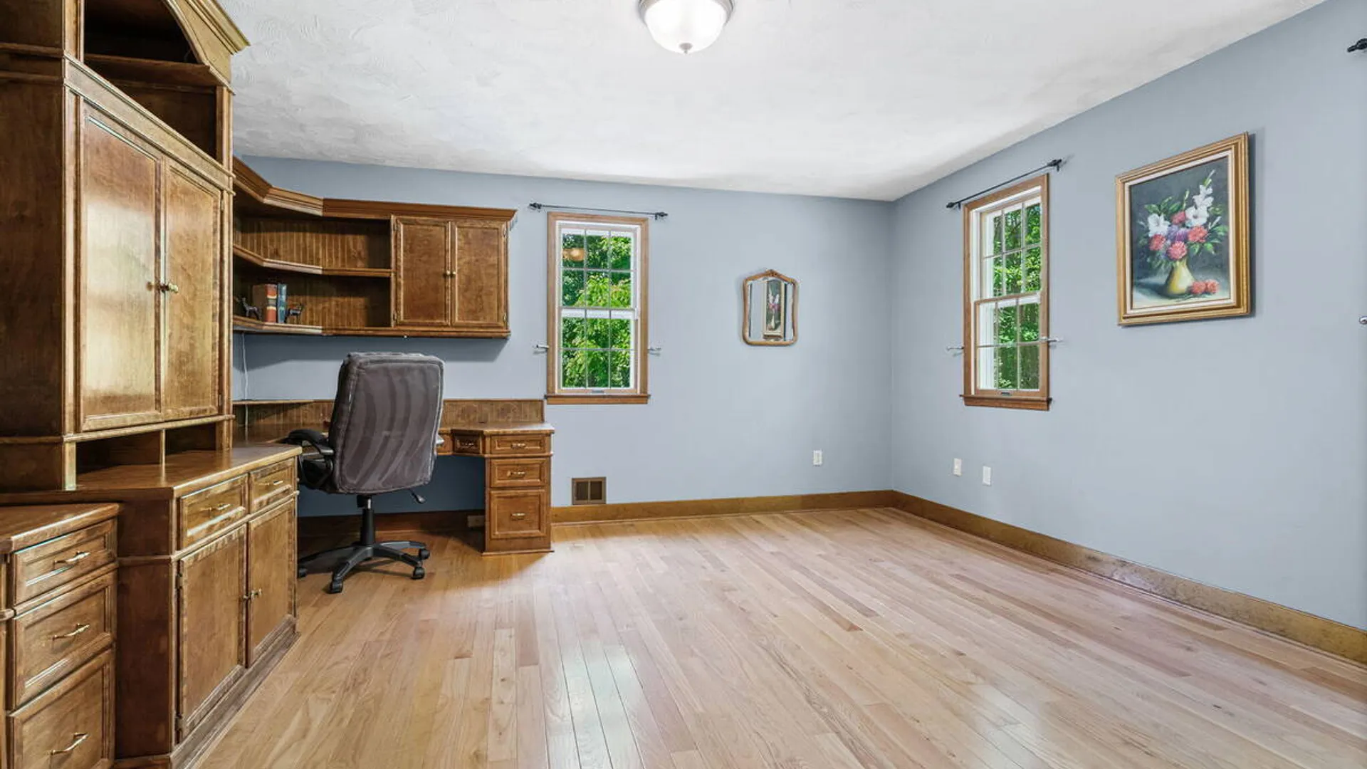 Property at 35 Lincoln Mall, Niskayuna, NY 12309 35