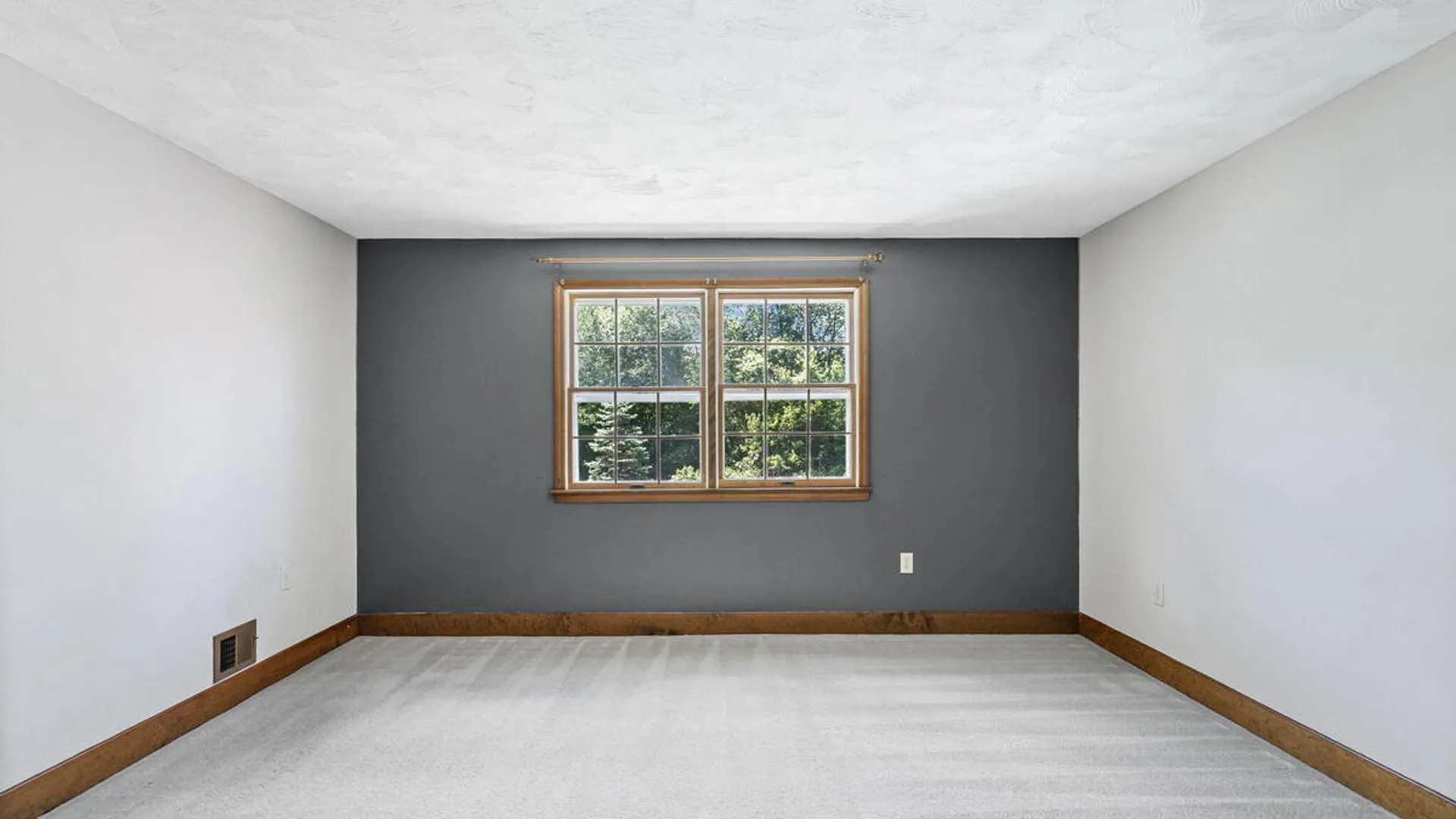 Property at 35 Lincoln Mall, Niskayuna, NY 12309 56