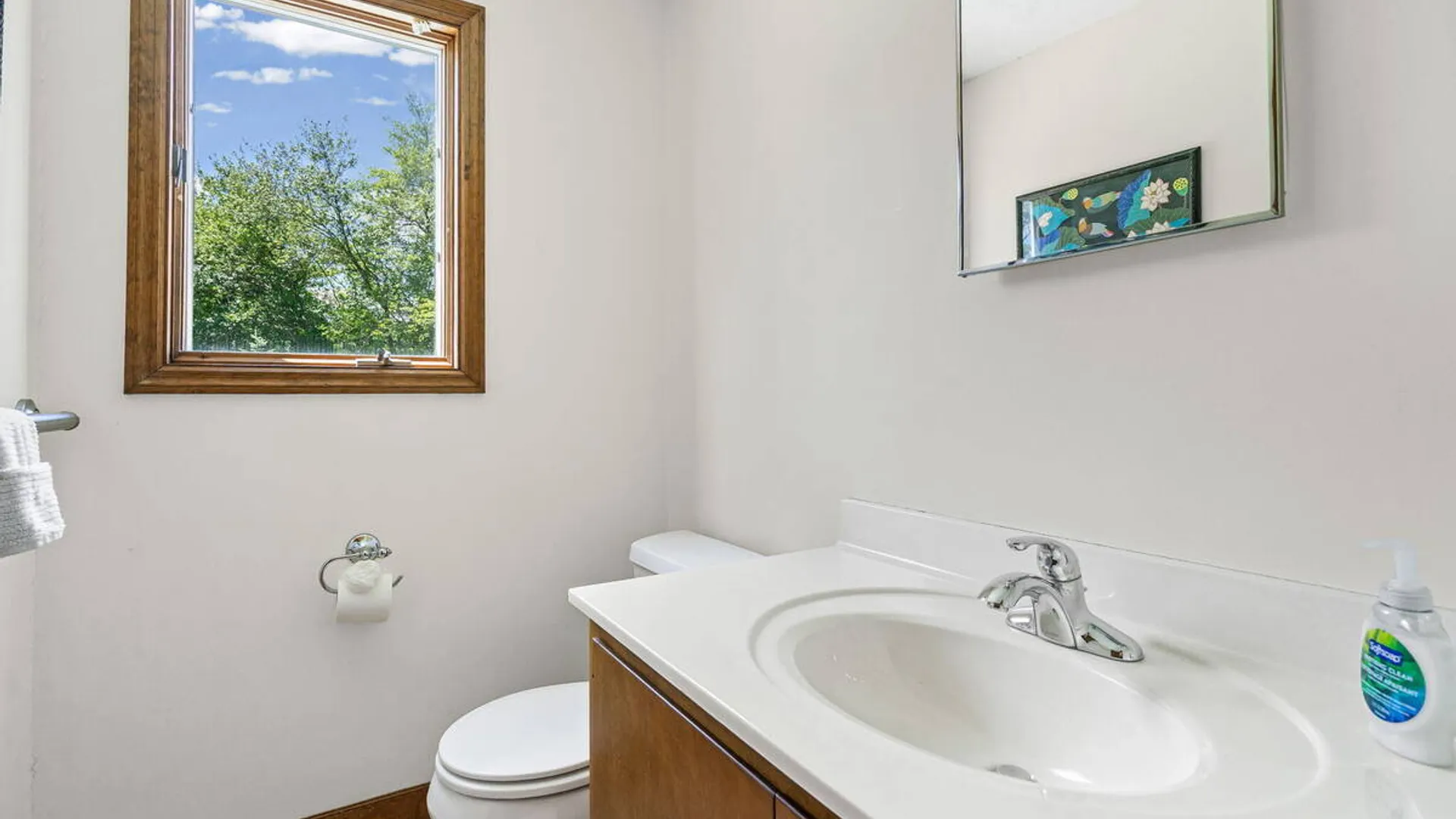 Property at 35 Lincoln Mall, Niskayuna, NY 12309 63