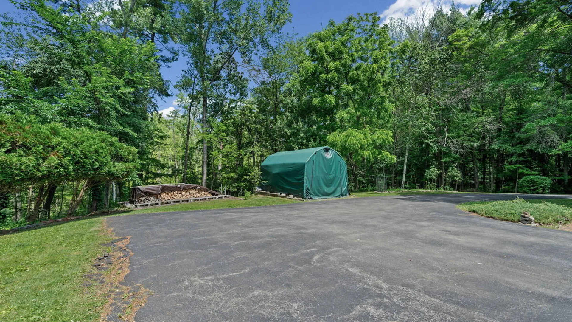 Property at 35 Lincoln Mall, Niskayuna, NY 12309 78