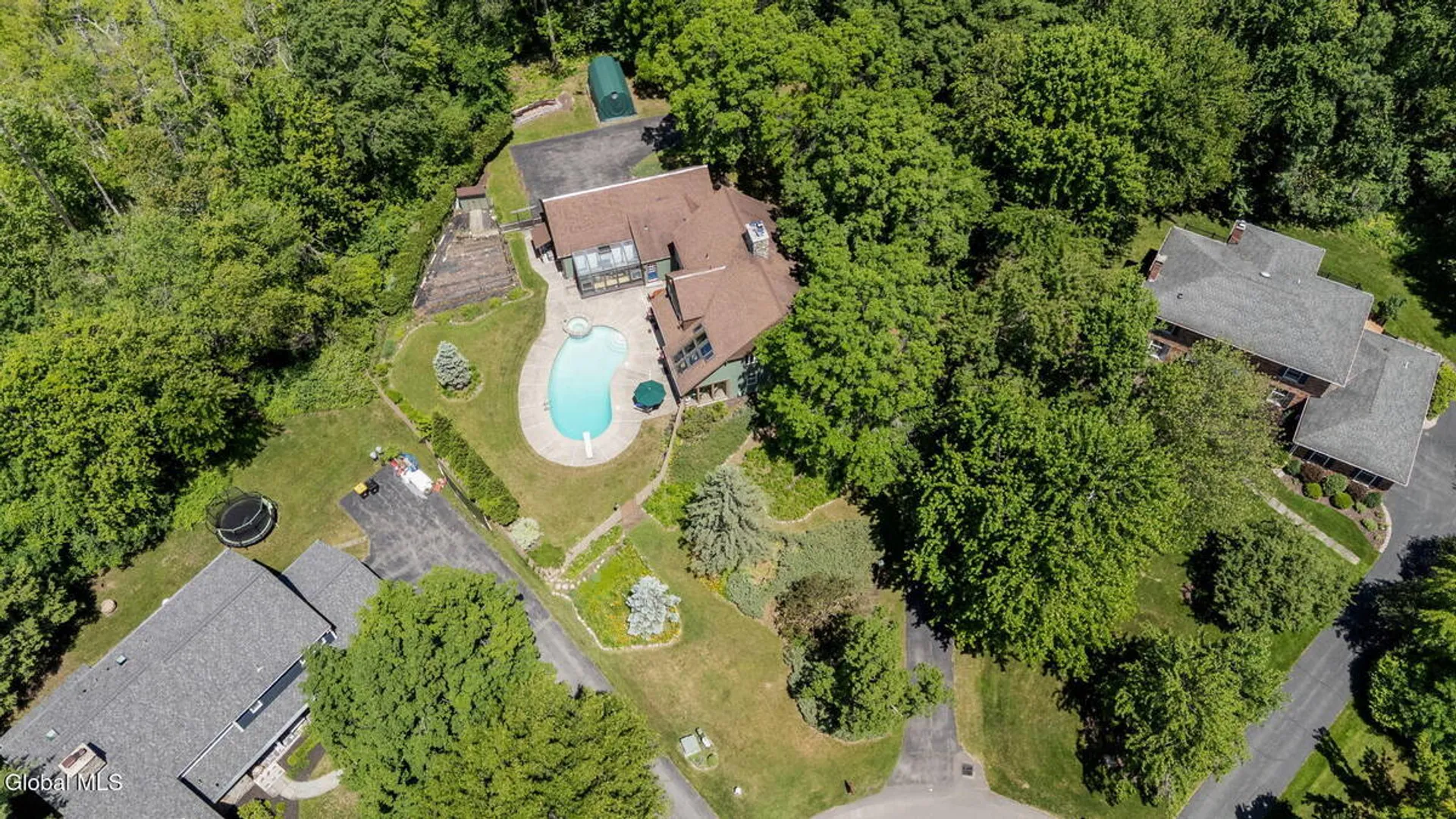 Property at 35 Lincoln Mall, Niskayuna, NY 12309 80