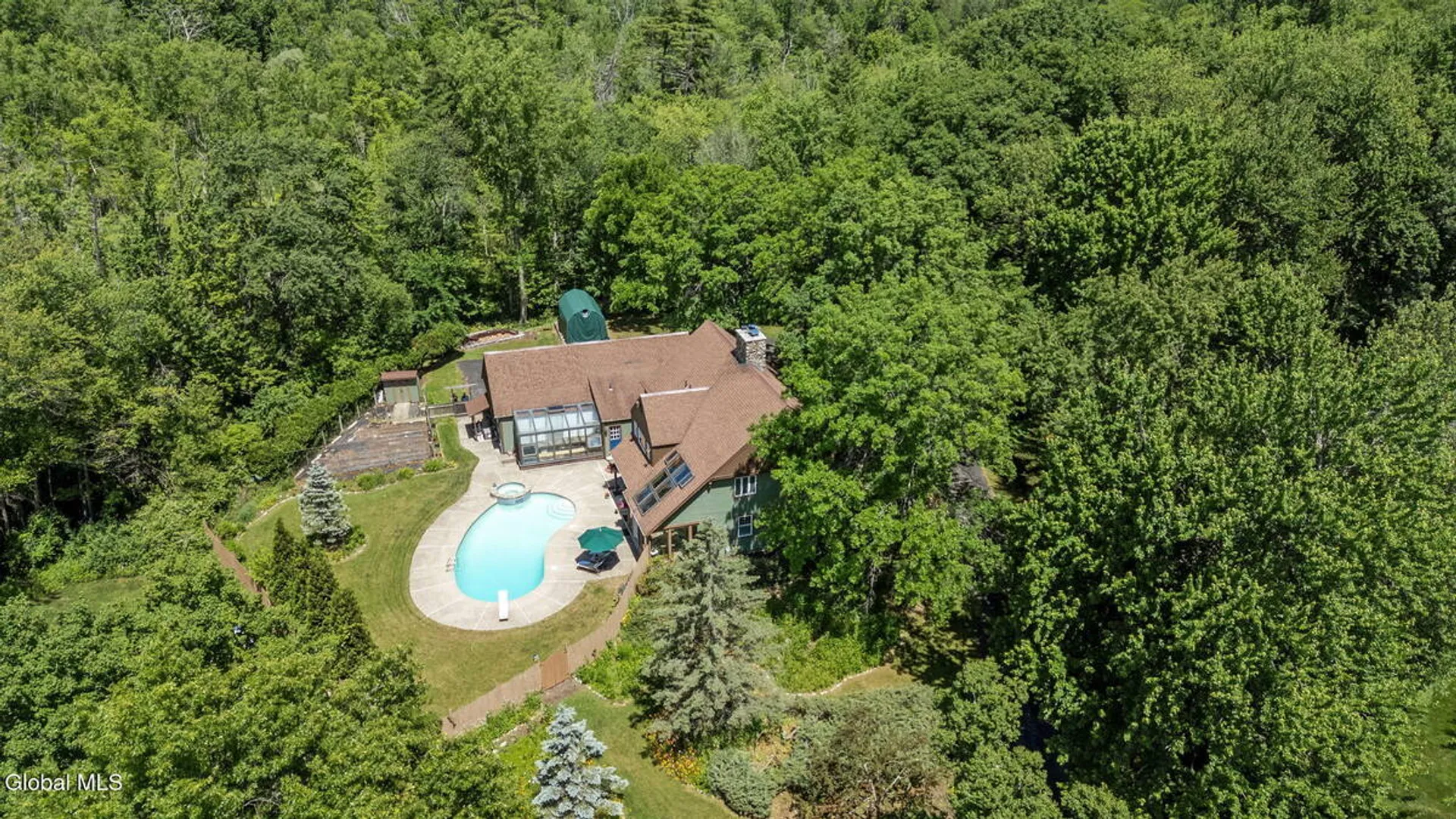 Property at 35 Lincoln Mall, Niskayuna, NY 12309 83