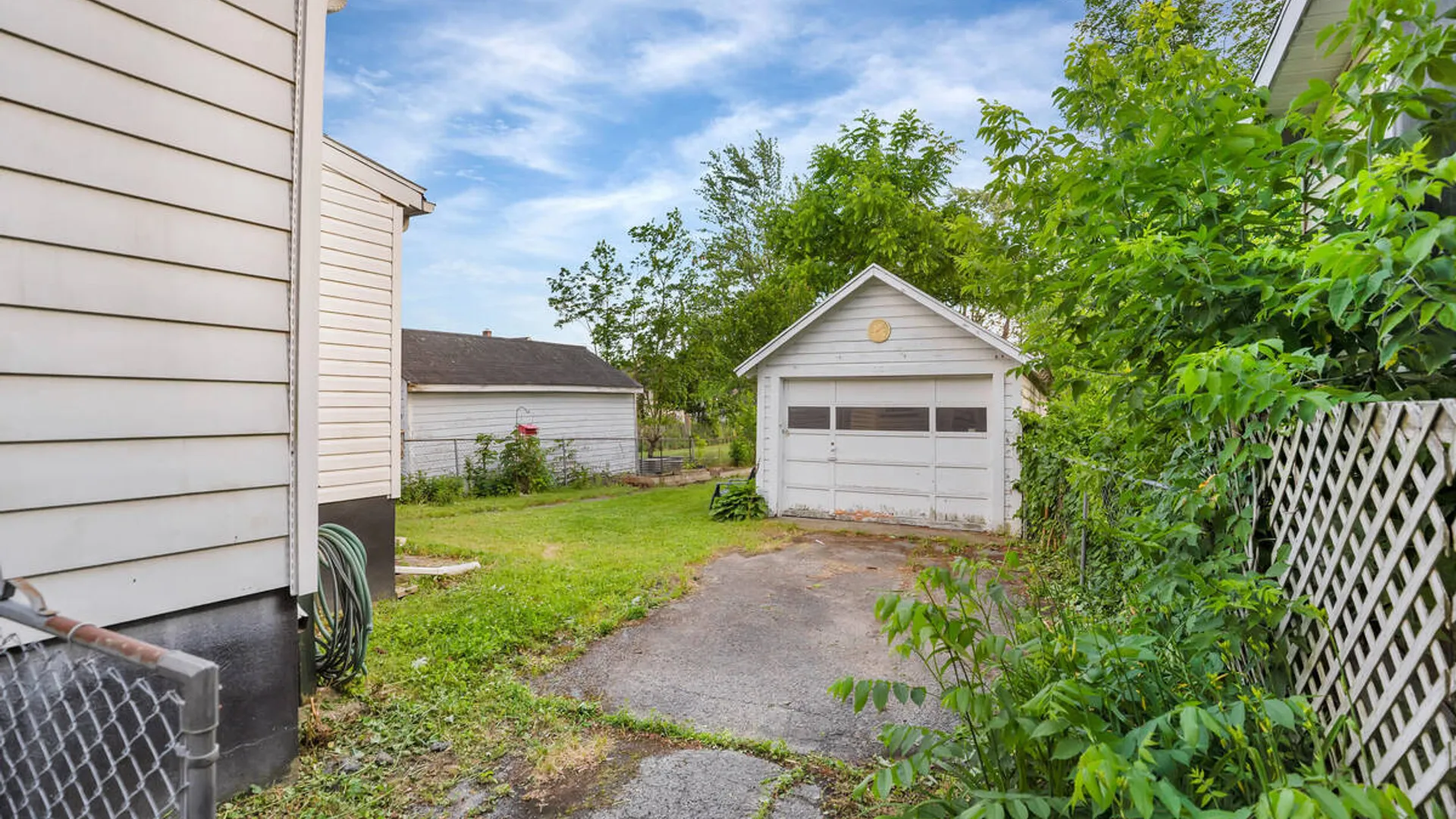Property at 1322 Alden Place, Schenectady, NY 12308 41