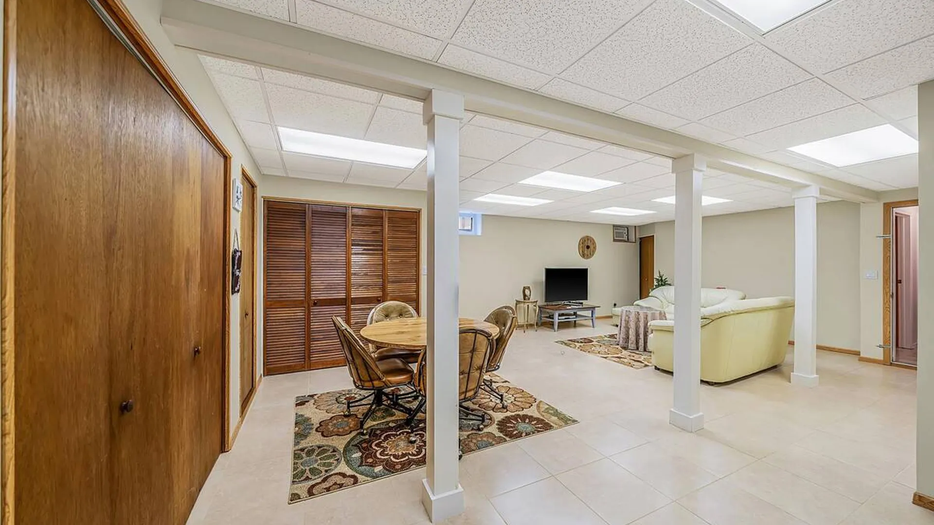 Property at 16 Lakecrest Lane, Ronkonkoma, NY 11779 30
