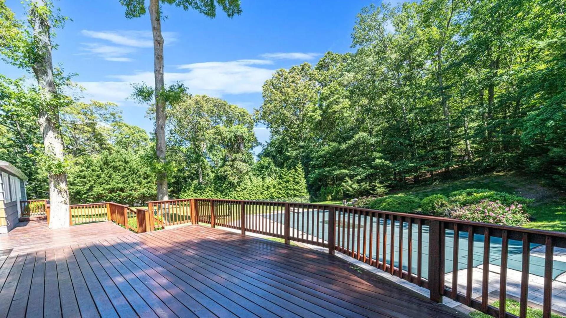 Property at 4 Durham Drive, Dix Hills, NY 11746 11