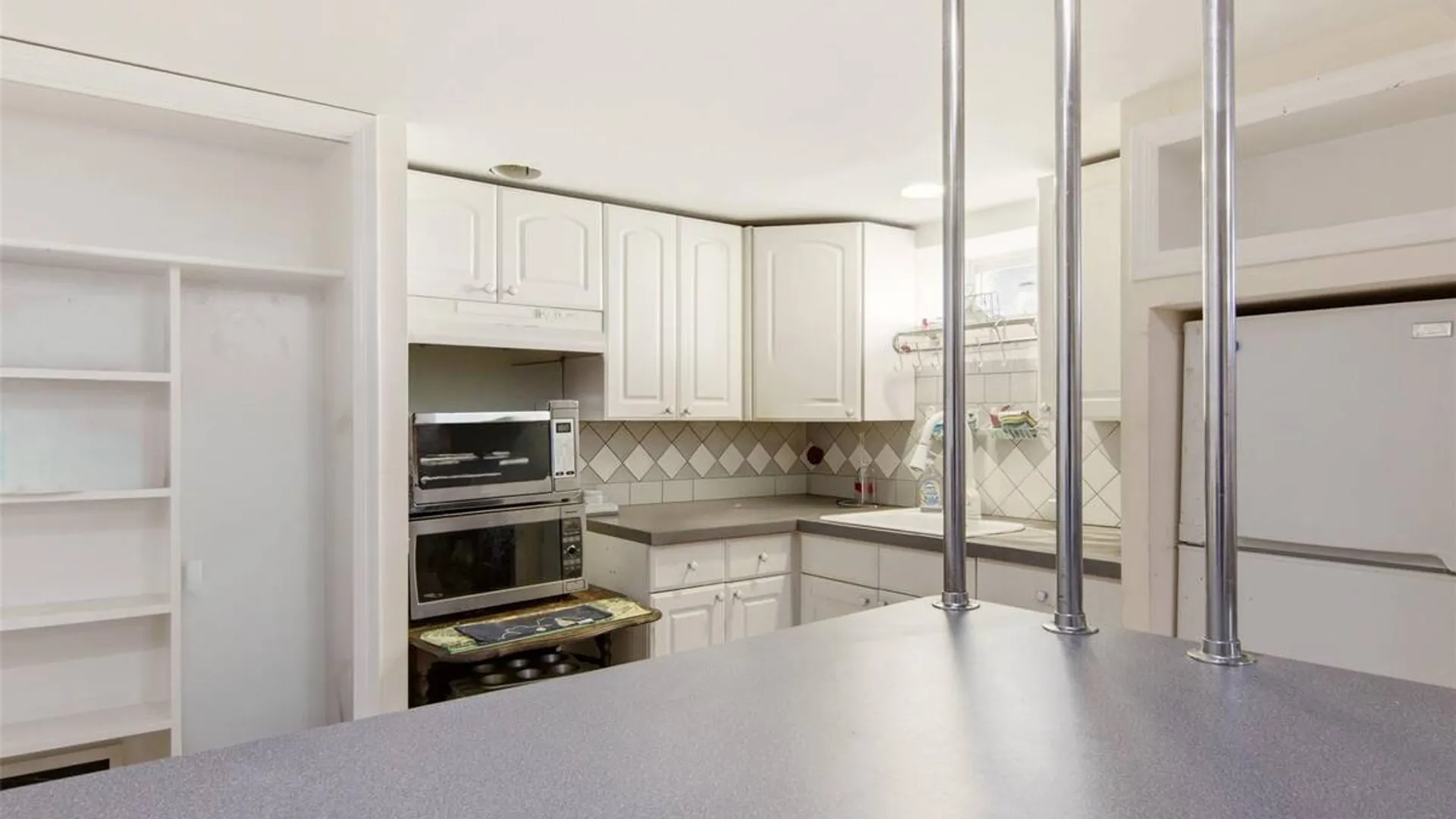 Property at 163 Islip Boulevard, Islip Terrace, NY 11752 16