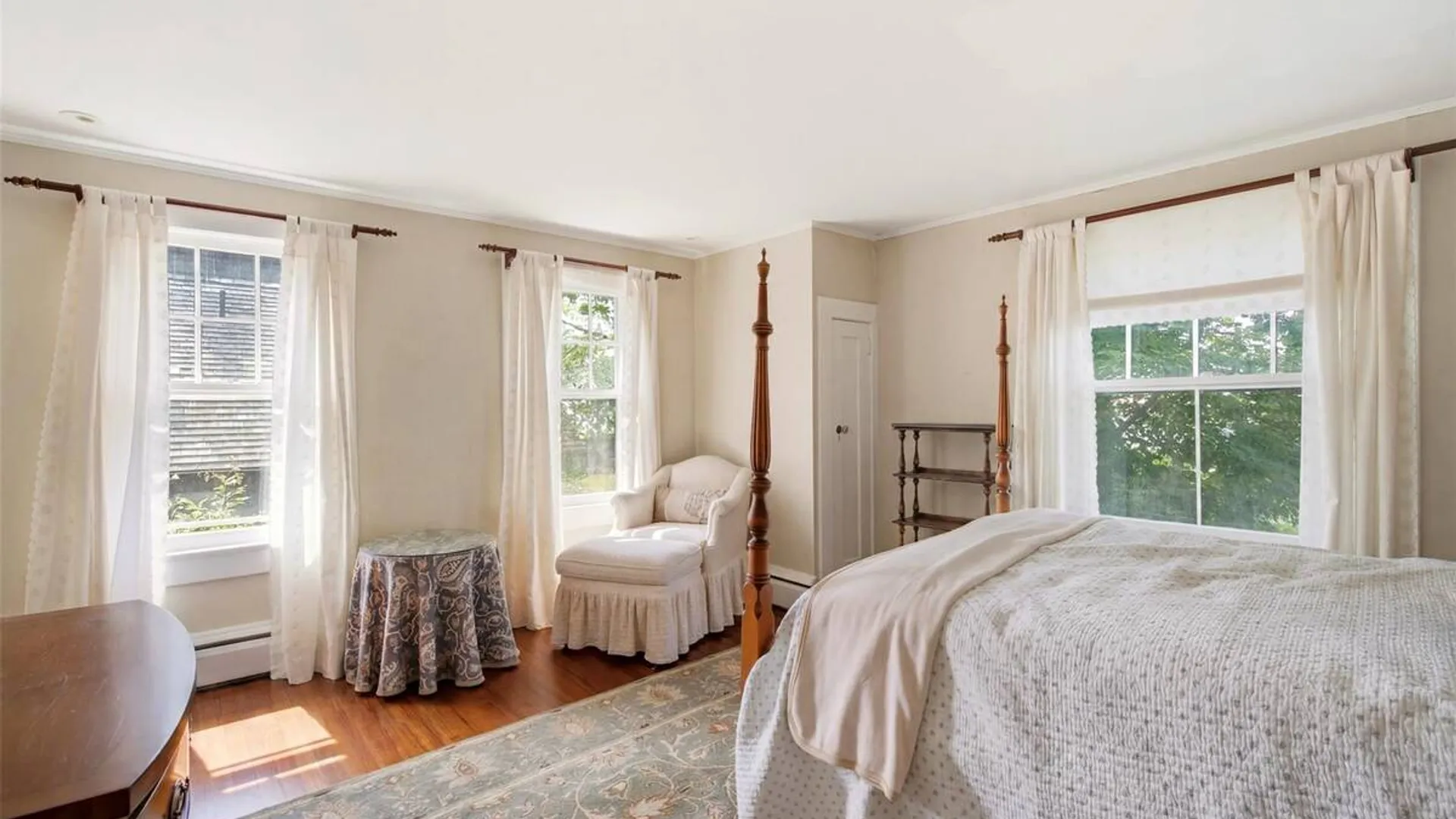 Property at 7 Thompson Street, Shoreham, NY 11786 22