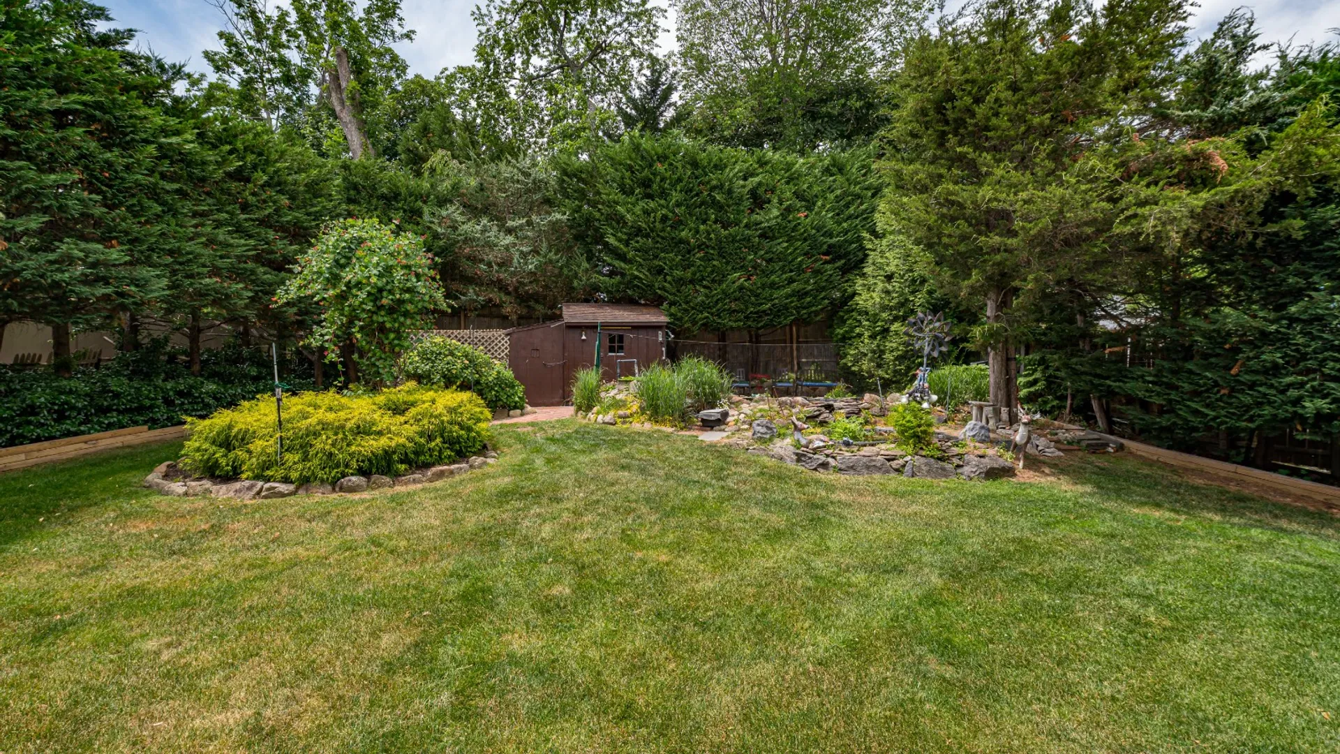 Property at 4 Bowman Lane, Kings Park, NY 11754 26