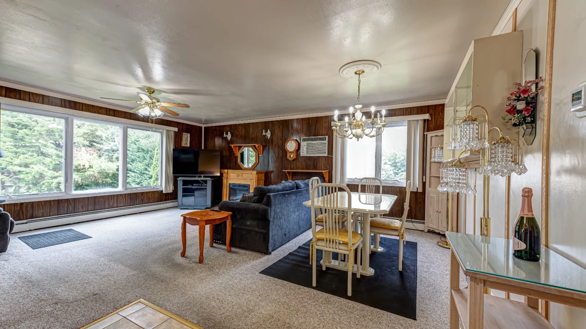 Property at 4 Bowman Lane, Kings Park, NY 11754 6