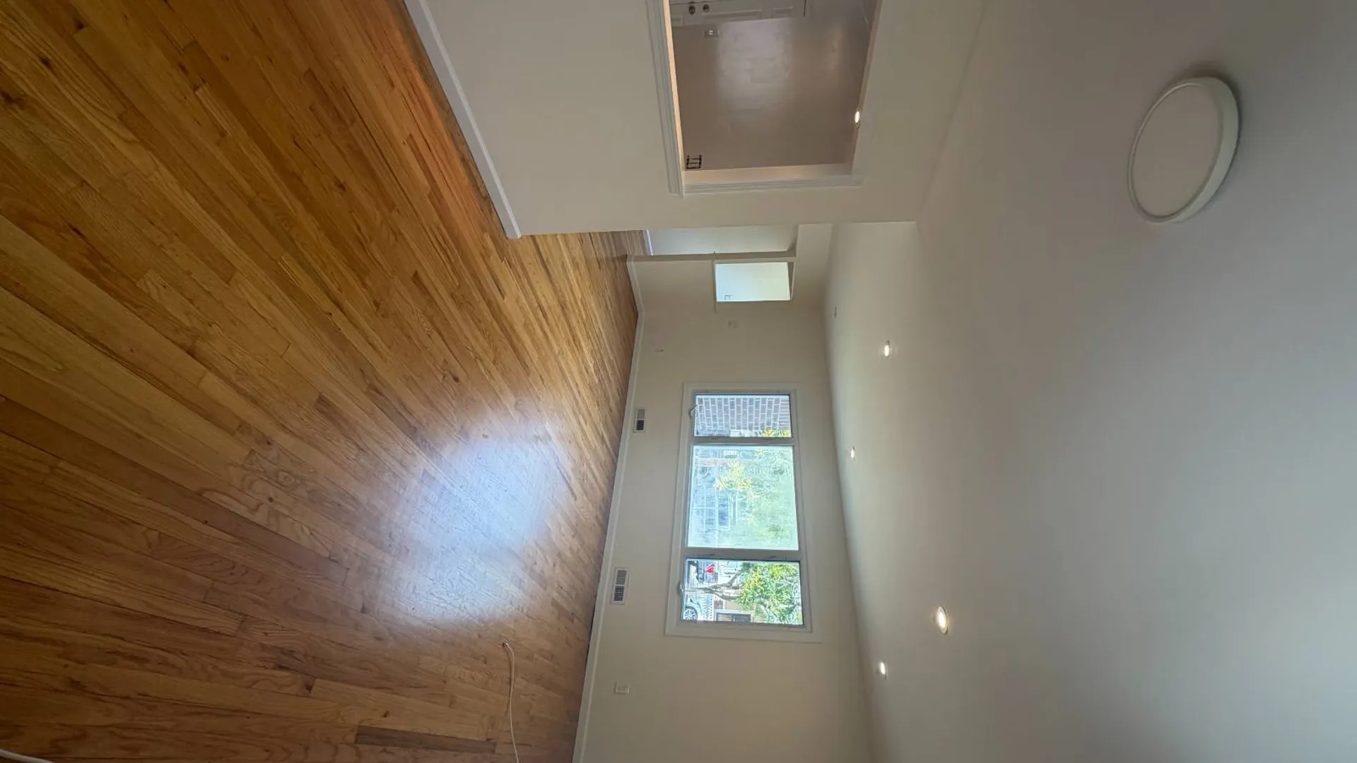 Property at 268 chesterton ave, Staten Island, NY 10306 3