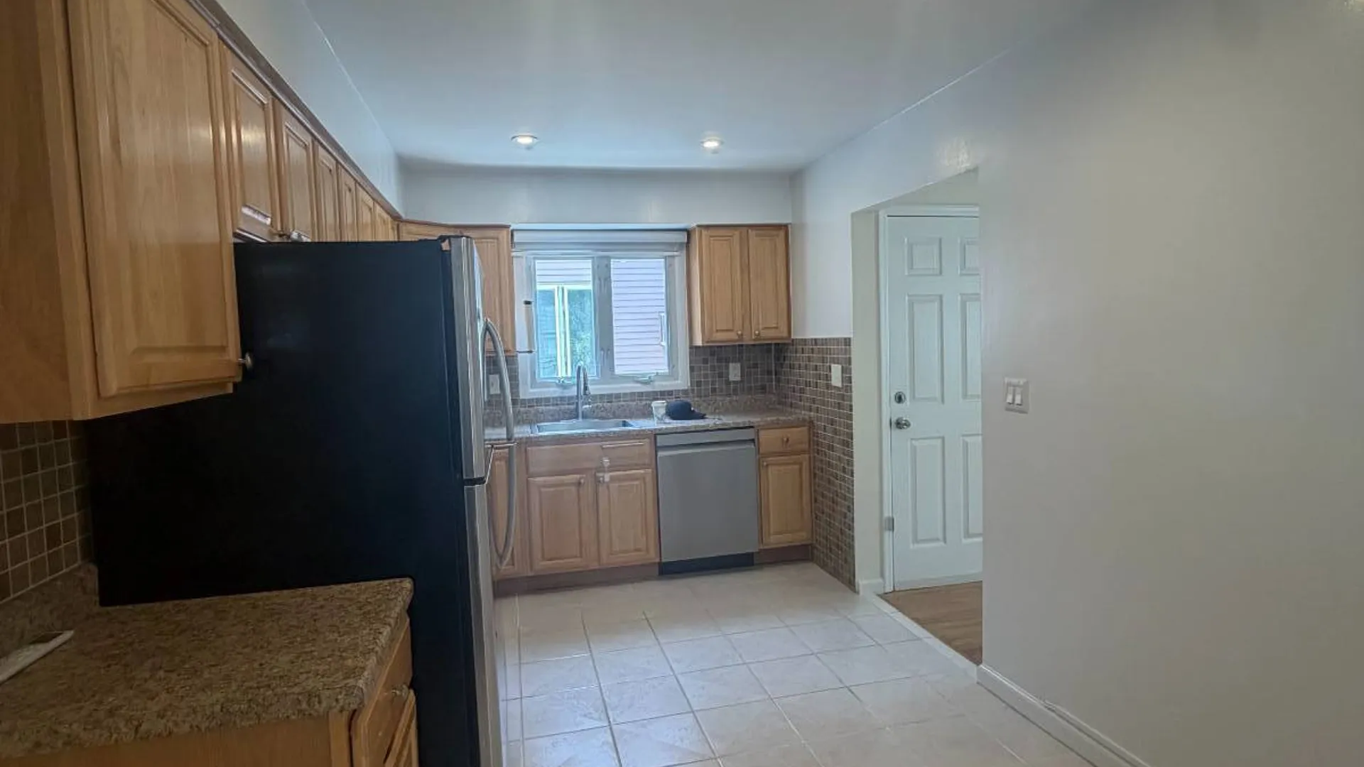 Property at 268 chesterton ave, Staten Island, NY 10306 8