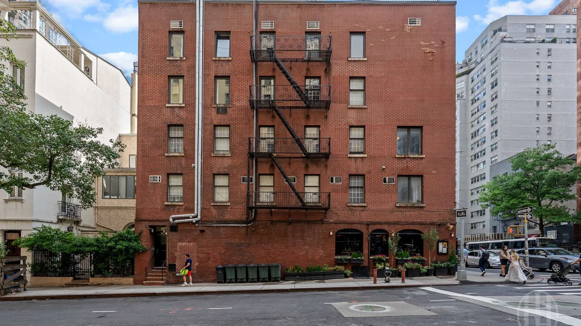 Property at 200 East 35th Street, New York, NY 10016 2