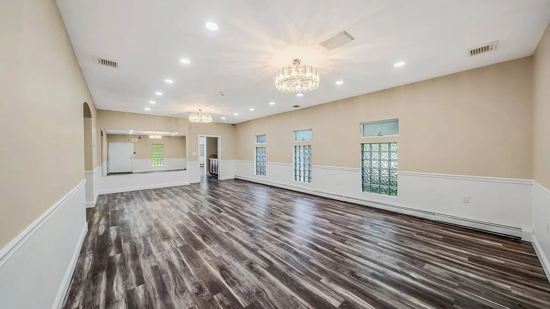 Property at 41 Echo Avenue, Miller Place, NY 11764 14