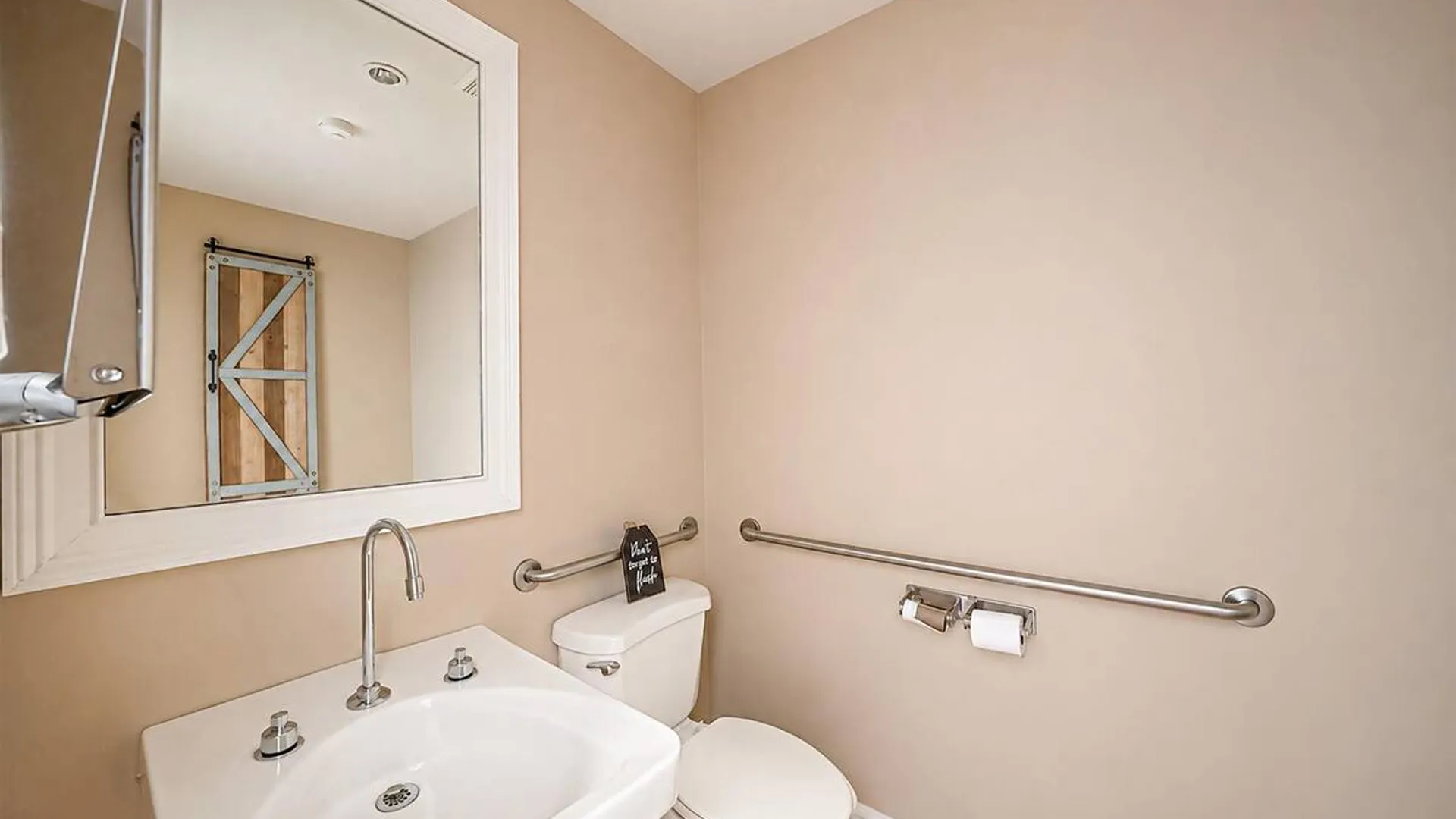 Property at 41 Echo Avenue, Miller Place, NY 11764 19