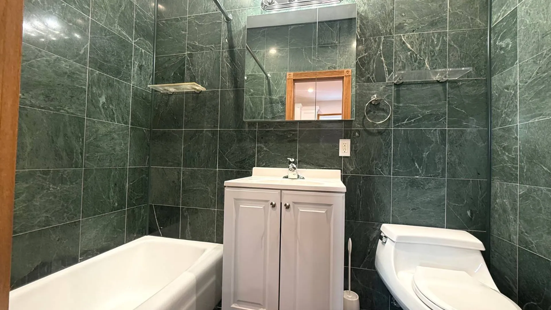 Property at 71-21 70th Street, Glendale, NY 11385 6