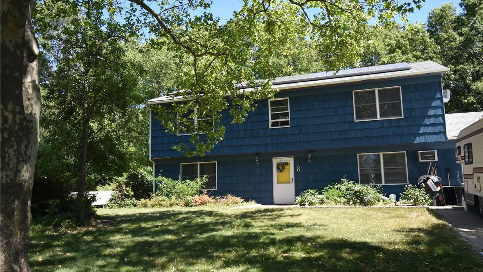 Property at 8 Long Meadow Place, Centereach, NY 11720 9