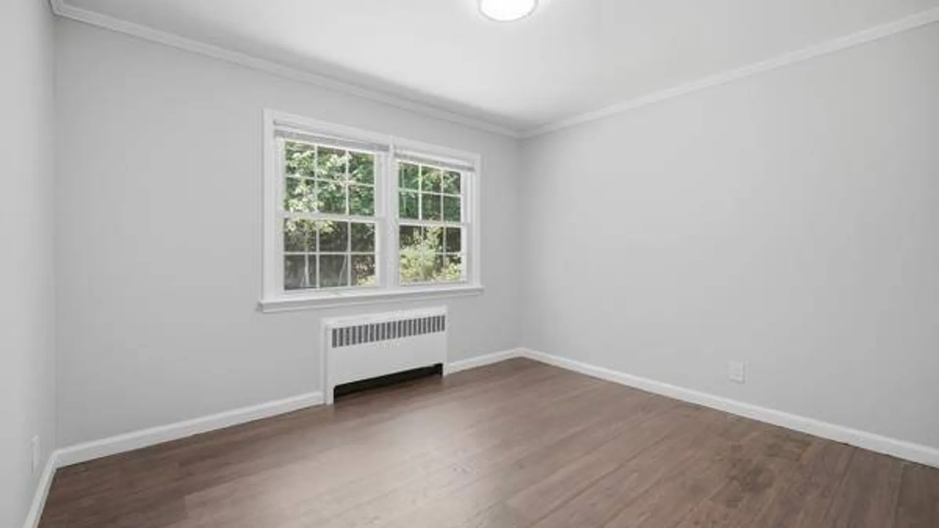 Property at 458 N Magee Street, Southampton, NY 11968 21