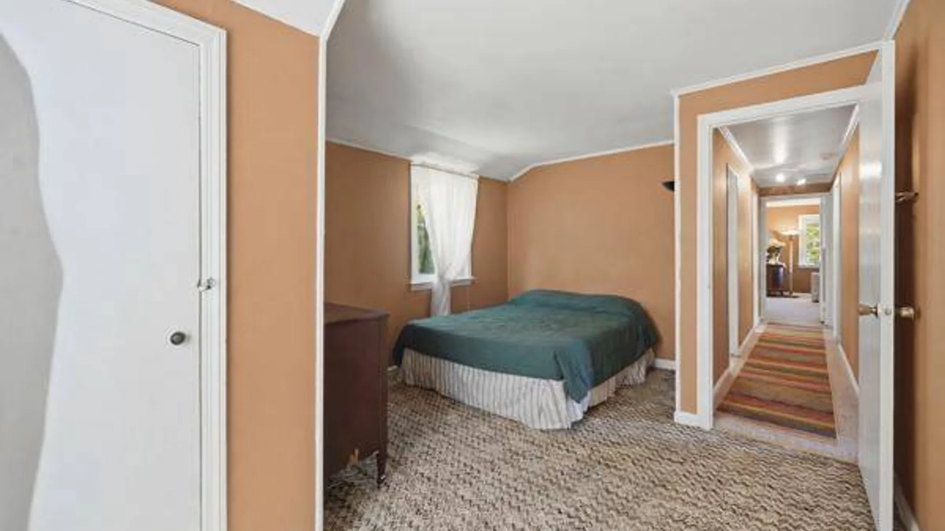 Property at 458 N Magee Street, Southampton, NY 11968 30