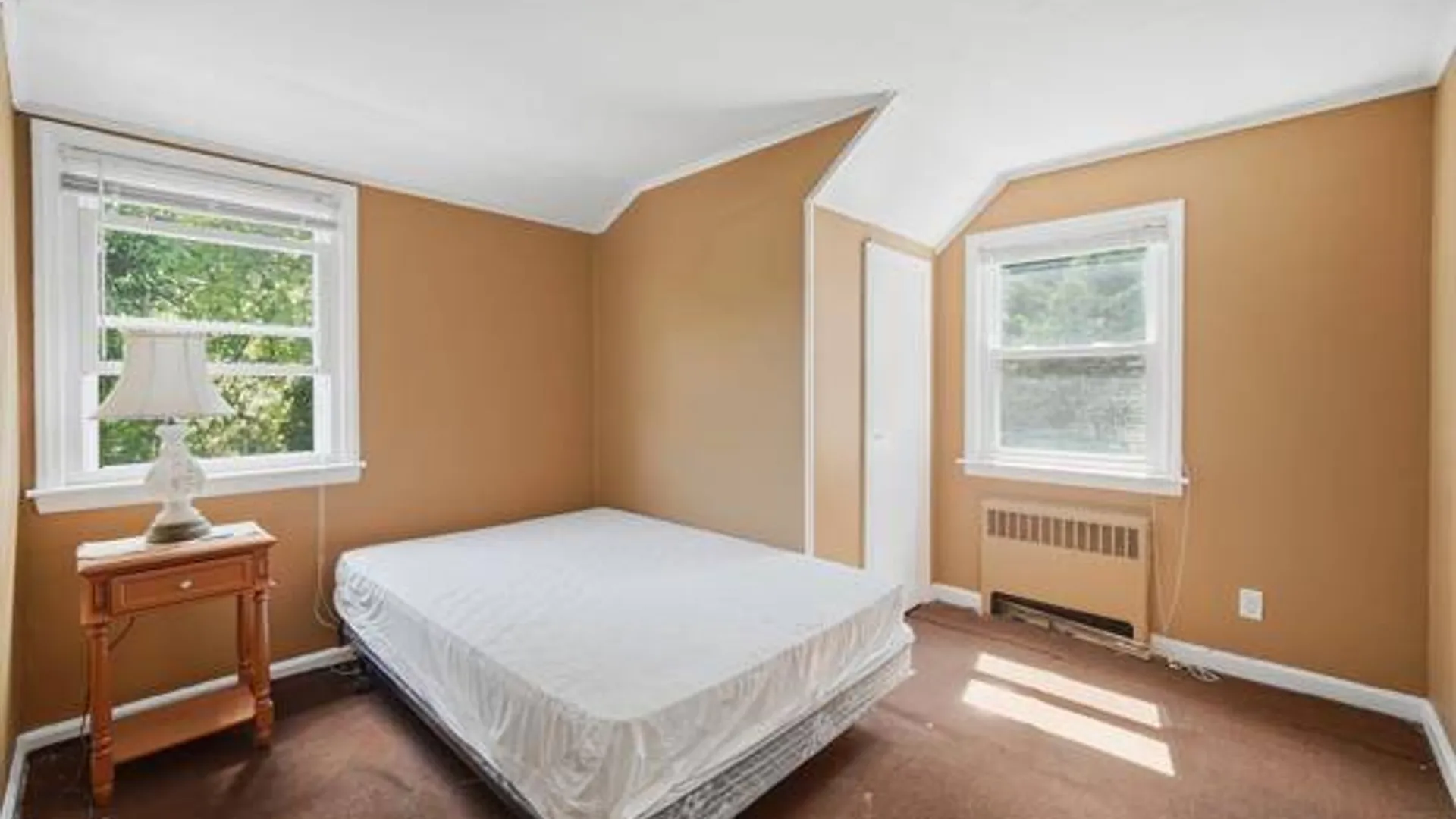 Property at 458 N Magee Street, Southampton, NY 11968 32