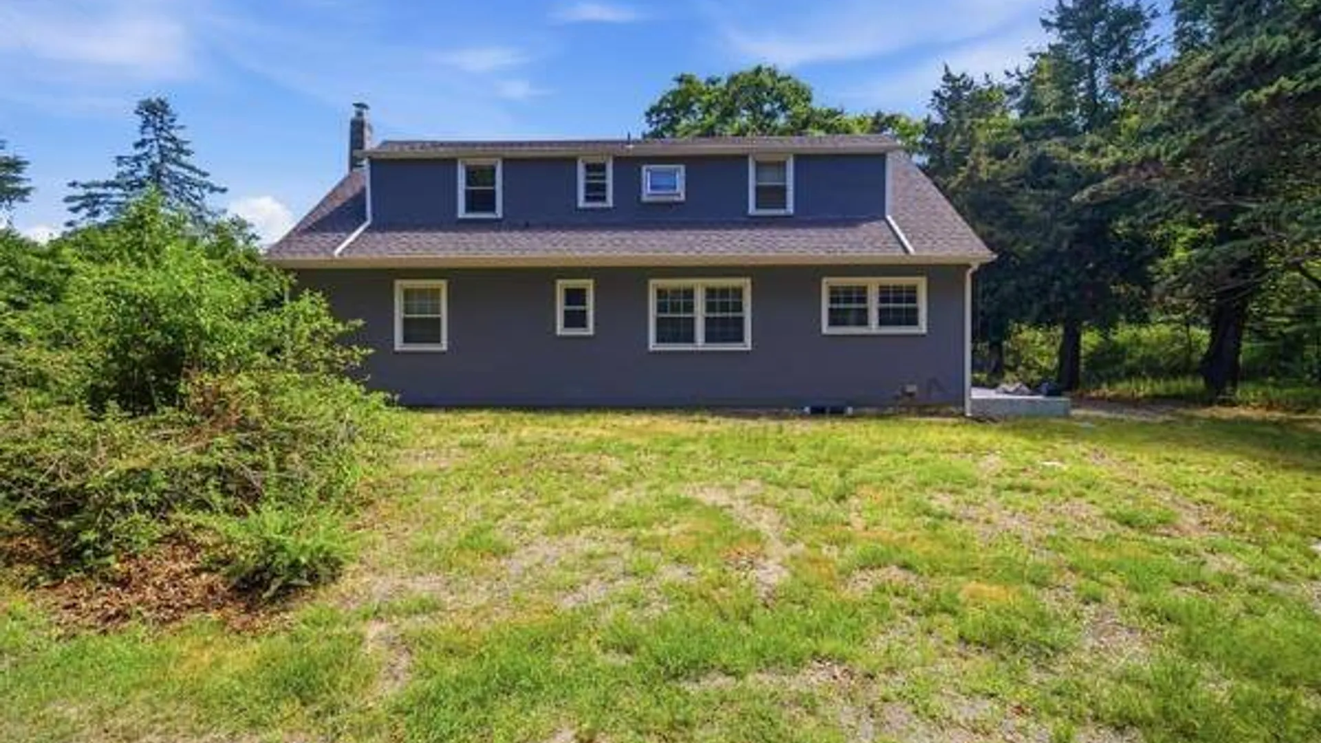 Property at 458 N Magee Street, Southampton, NY 11968 6