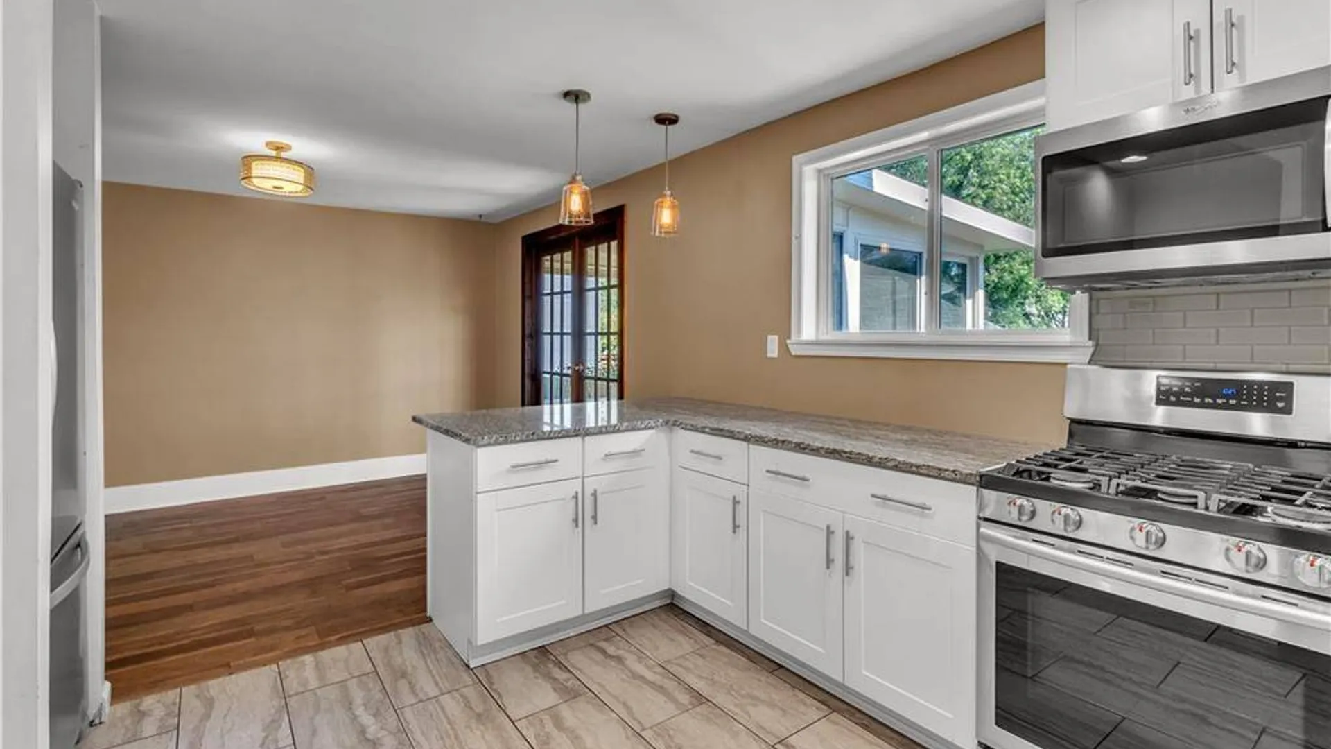 Property at 40 McKinley Ave, Buffalo, NY 14217 16