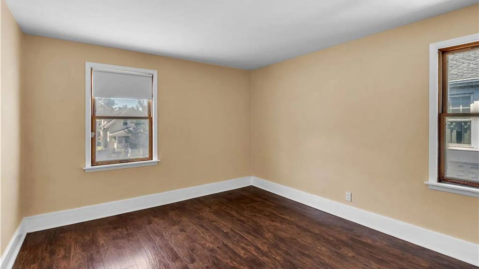 Property at 40 McKinley Ave, Buffalo, NY 14217 37