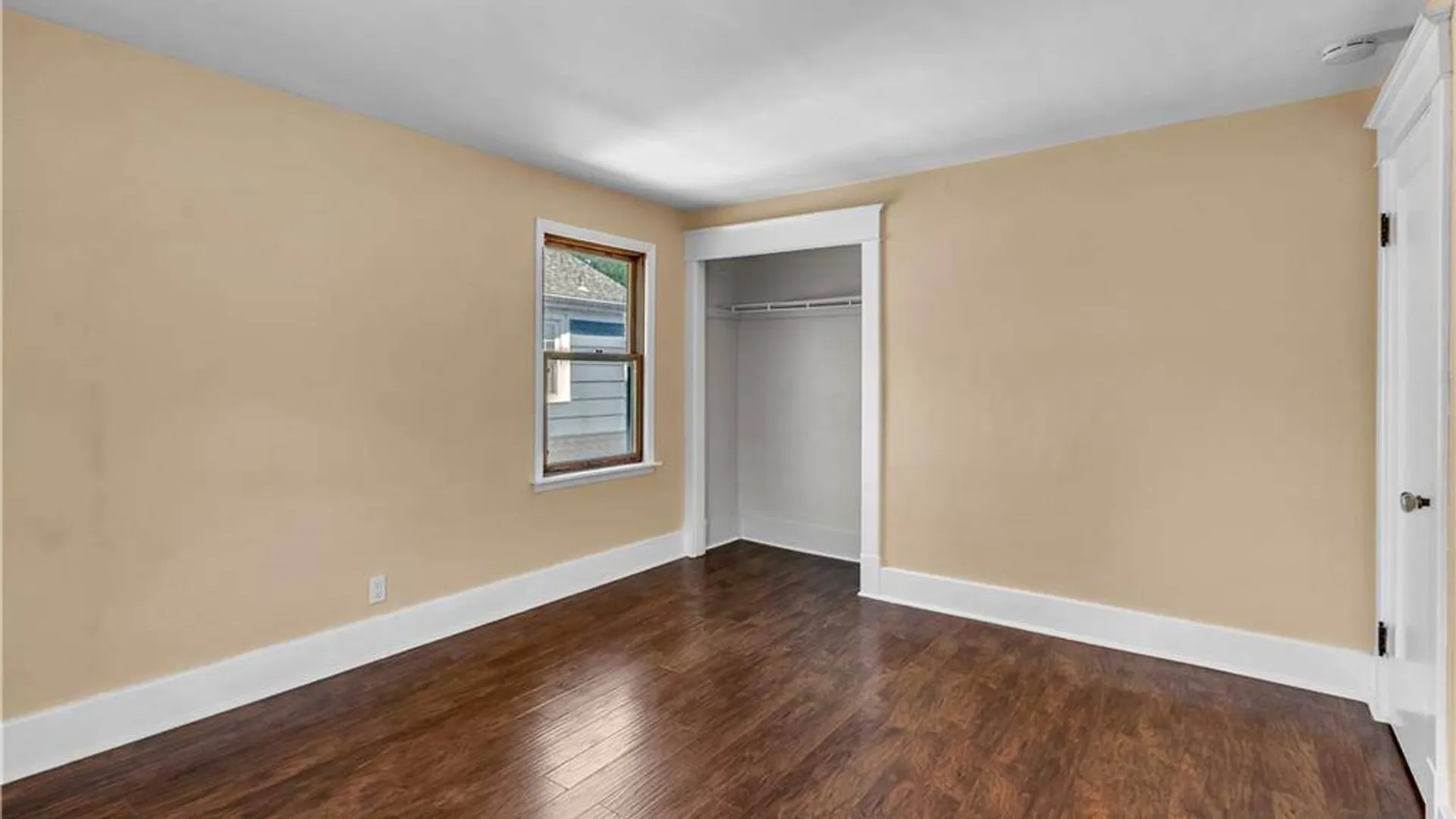 Property at 40 McKinley Ave, Buffalo, NY 14217 38