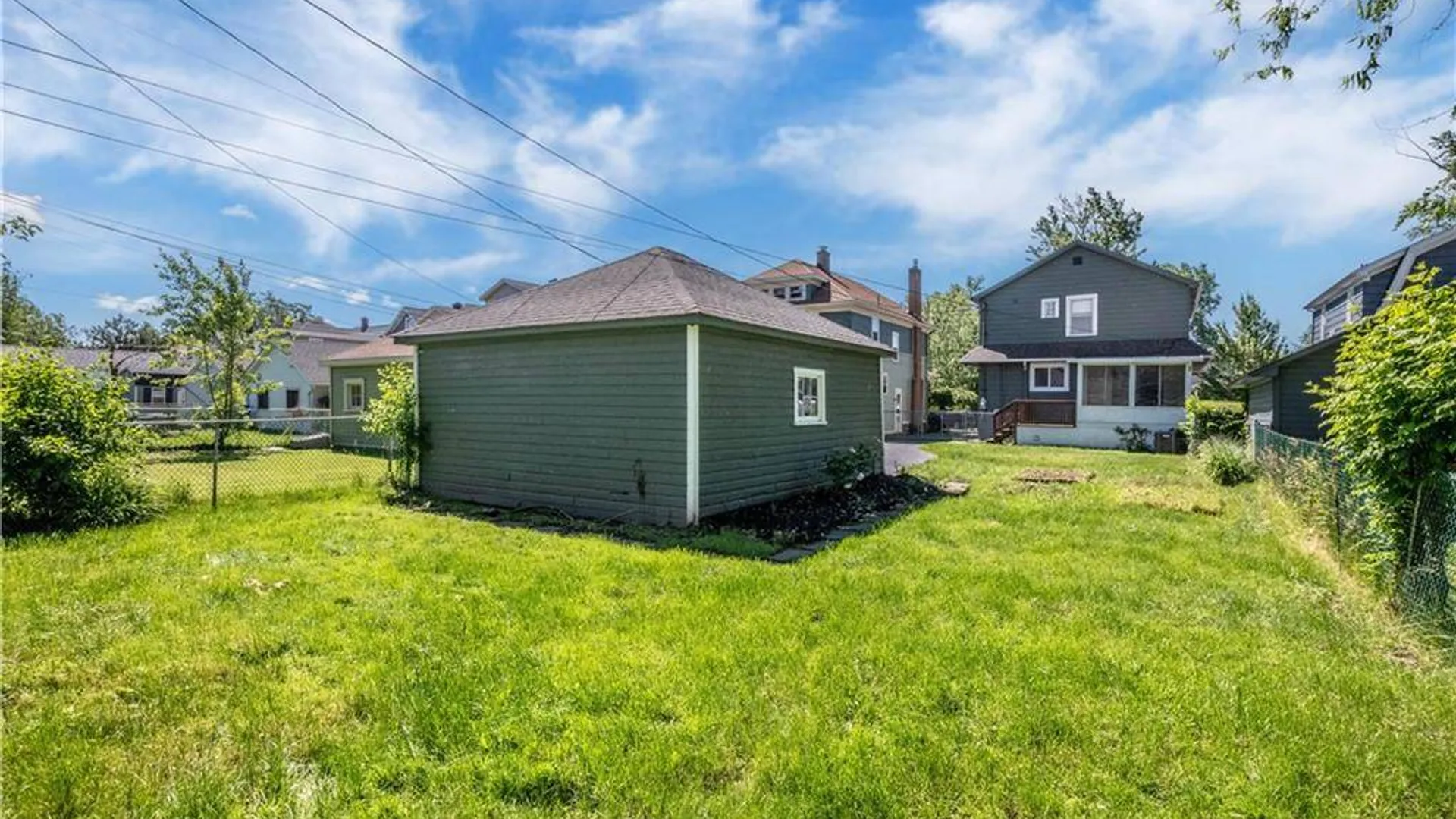 Property at 40 McKinley Ave, Buffalo, NY 14217 9