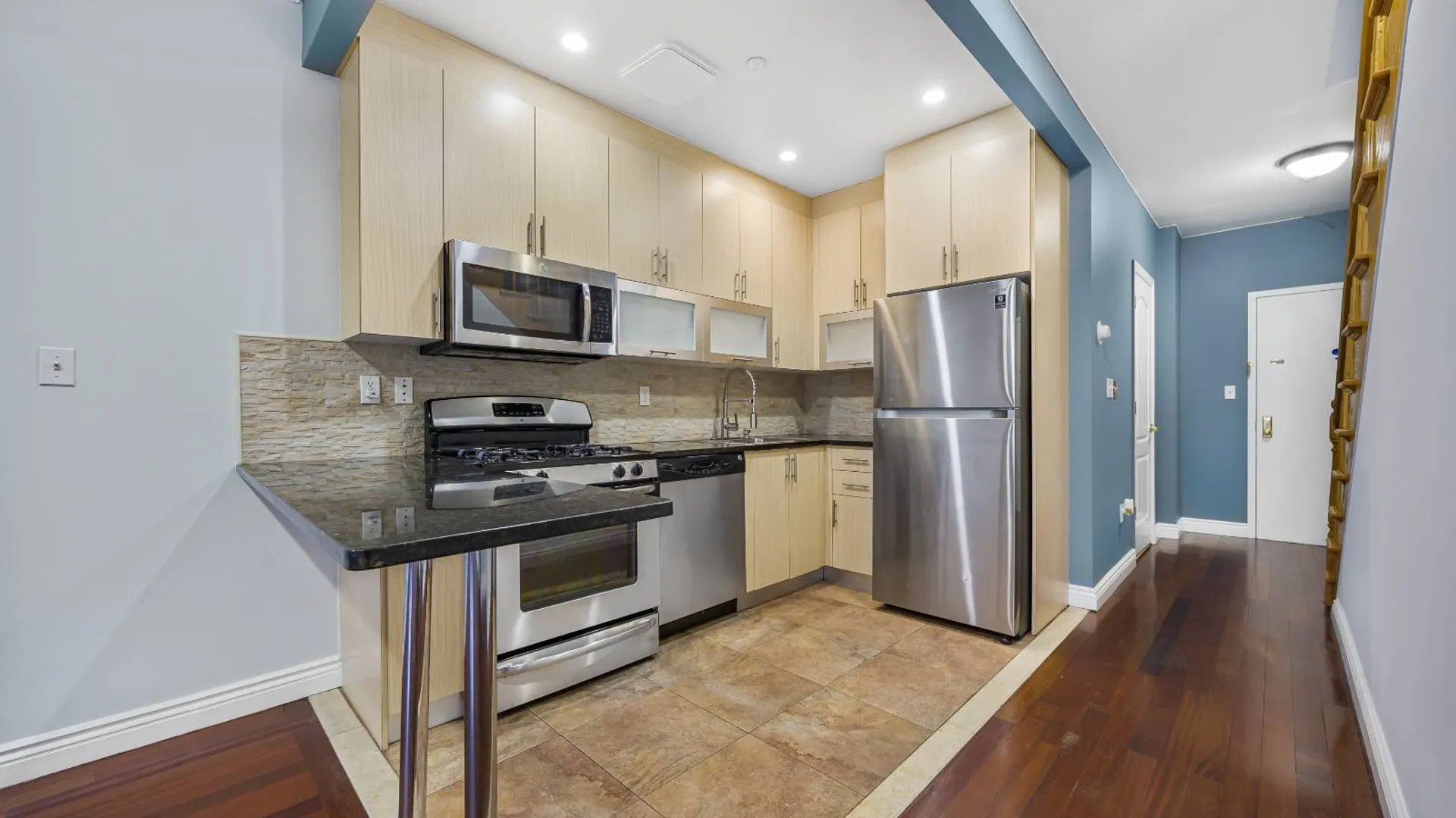 Property at 2408 Ocean Avenue, Brooklyn, NY 11229 4