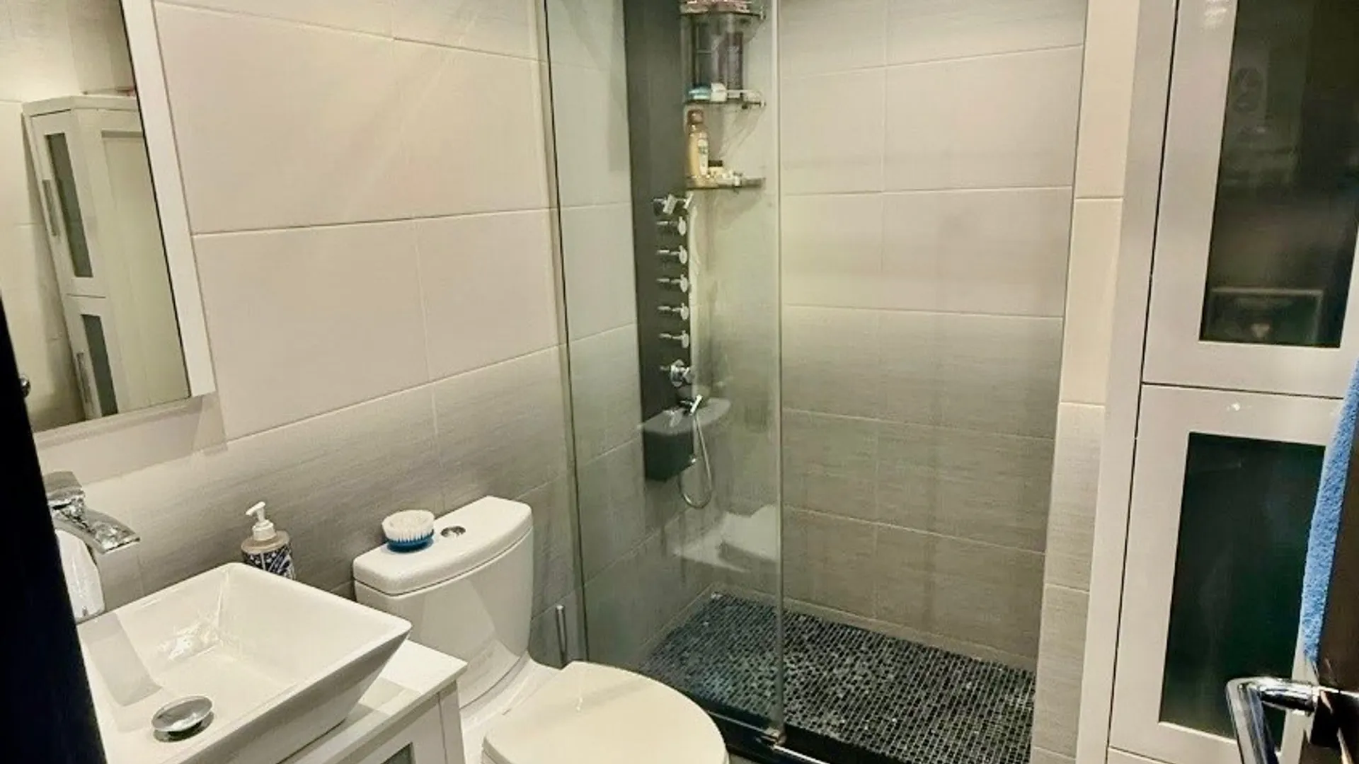 Property at 2607 Emmons Ave, Brooklyn, NY 11235 11