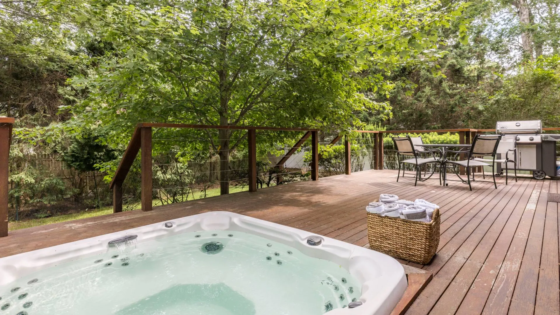 Property at 5 16TH ST, East Hampton, NY 11937 4