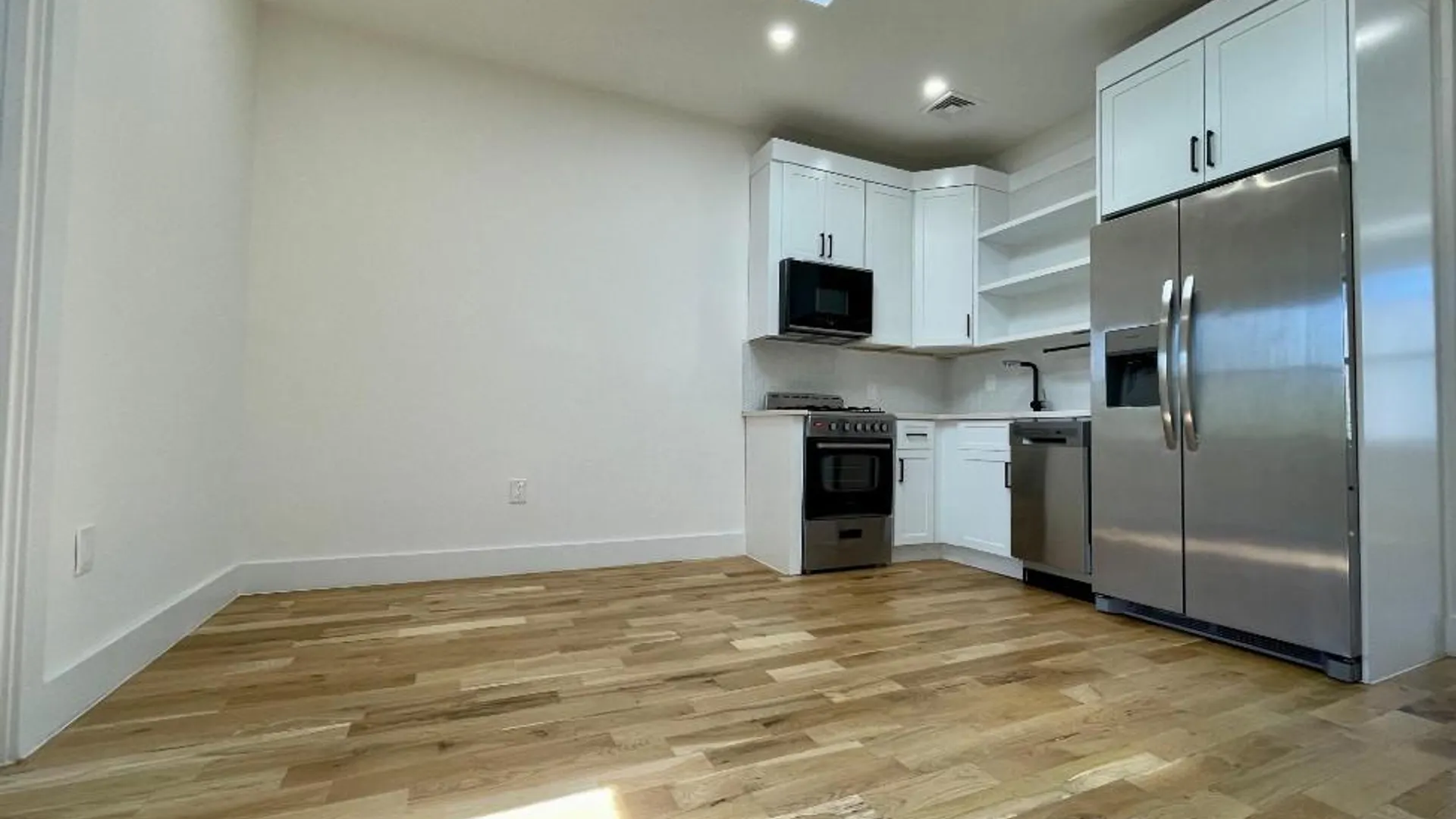 Property at 144A Sumpter St, BROOKLYN, NY 11233 7