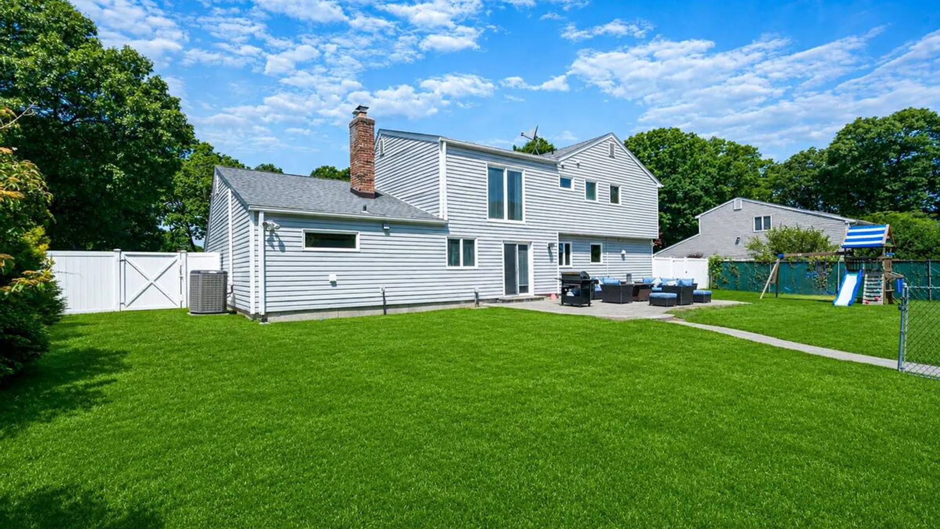 Property at 5 Priscilla Avenue, Holtsville, NY 11742 5