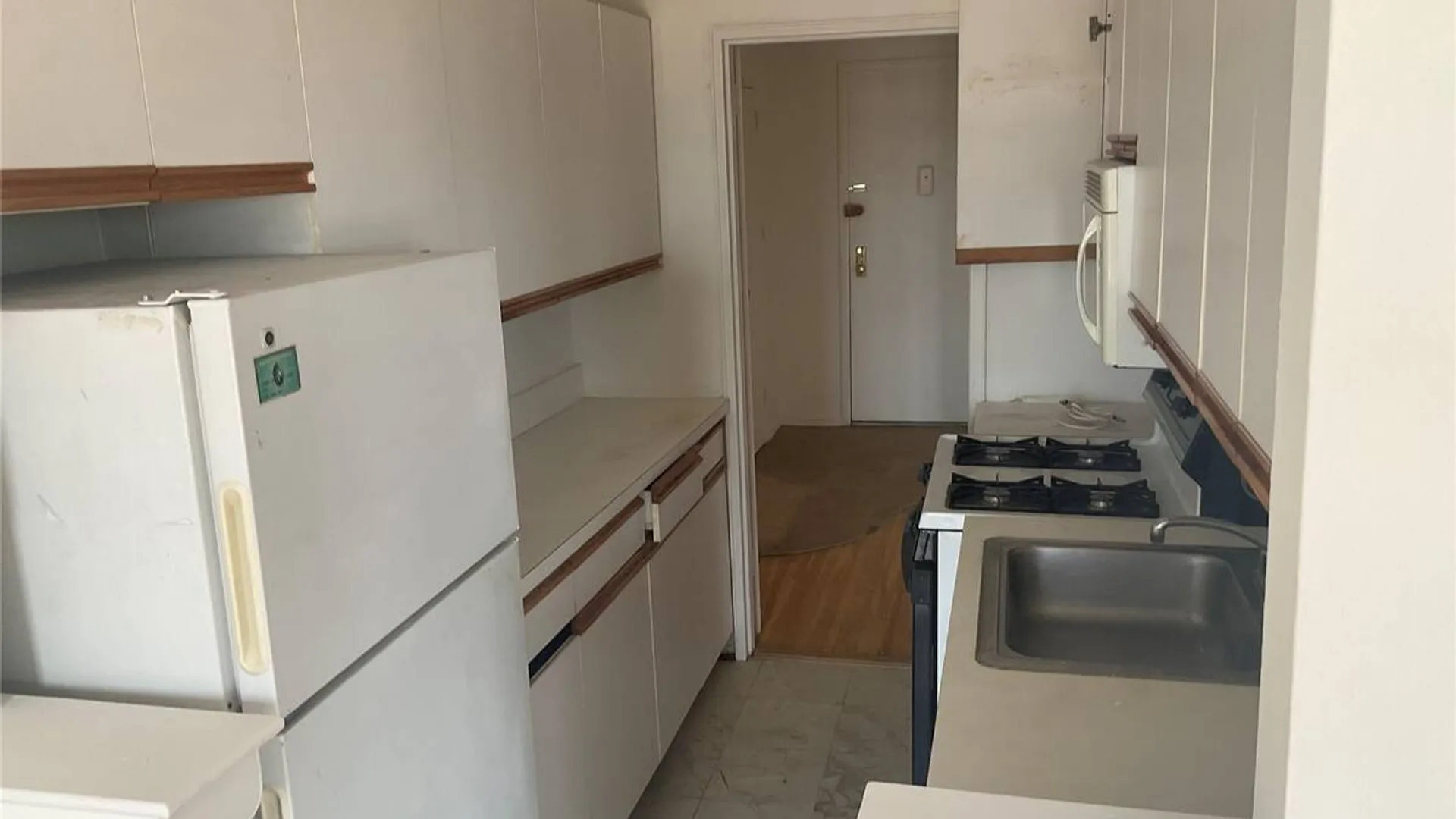 Property at 55 Lenox Road, Rockville Centre, NY 11570 10