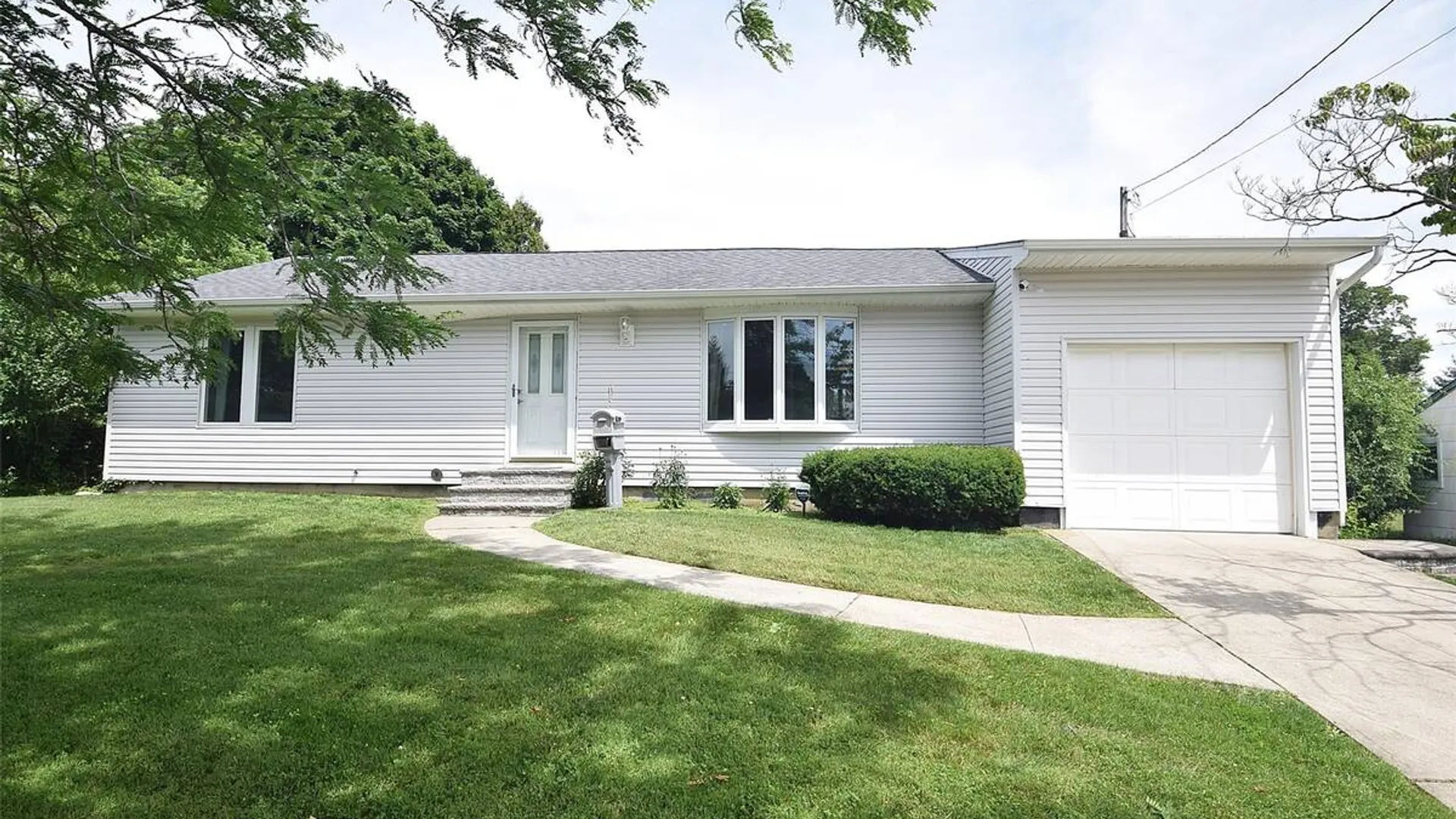 Property at 27 Naples Avenue, Central Islip, NY 11722 31