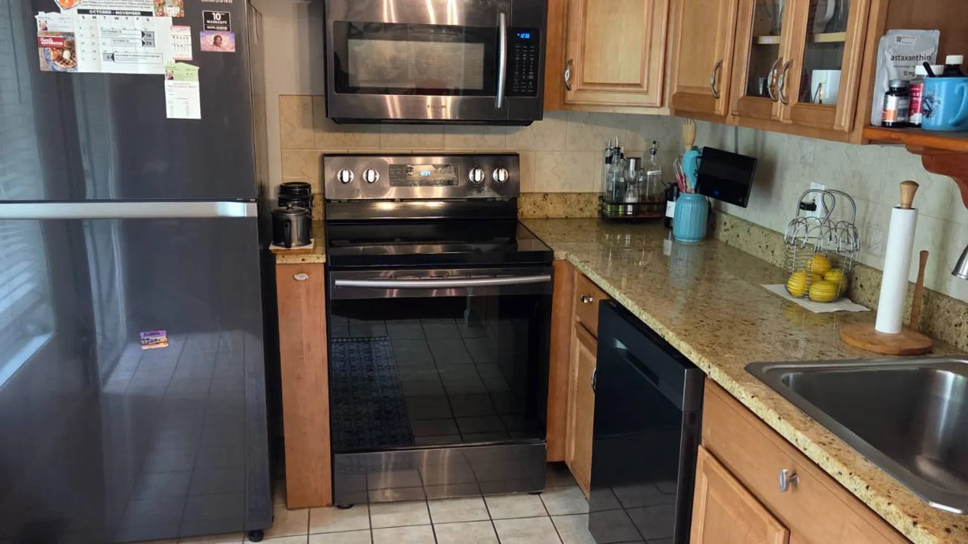 Property at 49 Aveonis Ct, Fishkill, NY 12524 5