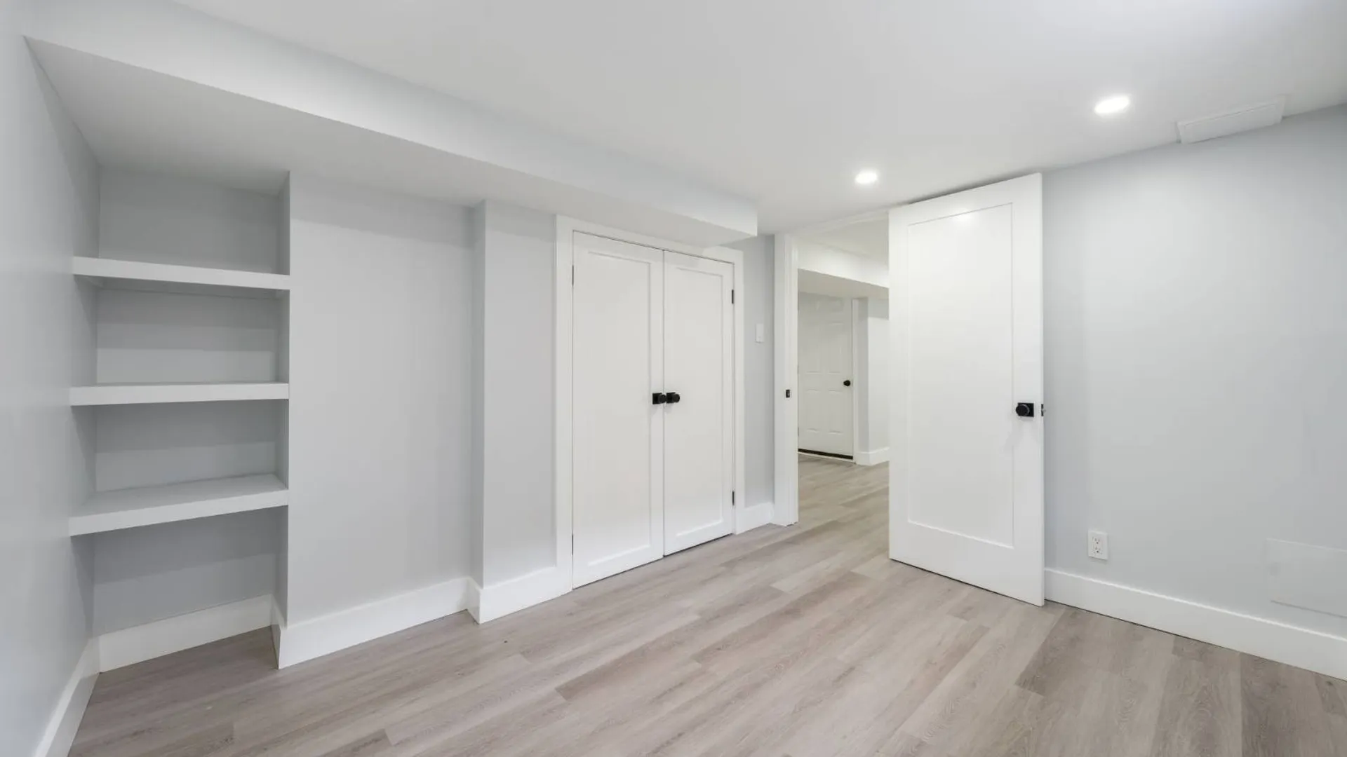 Property at 73-30 244 St, Little Neck, NY 11362 15