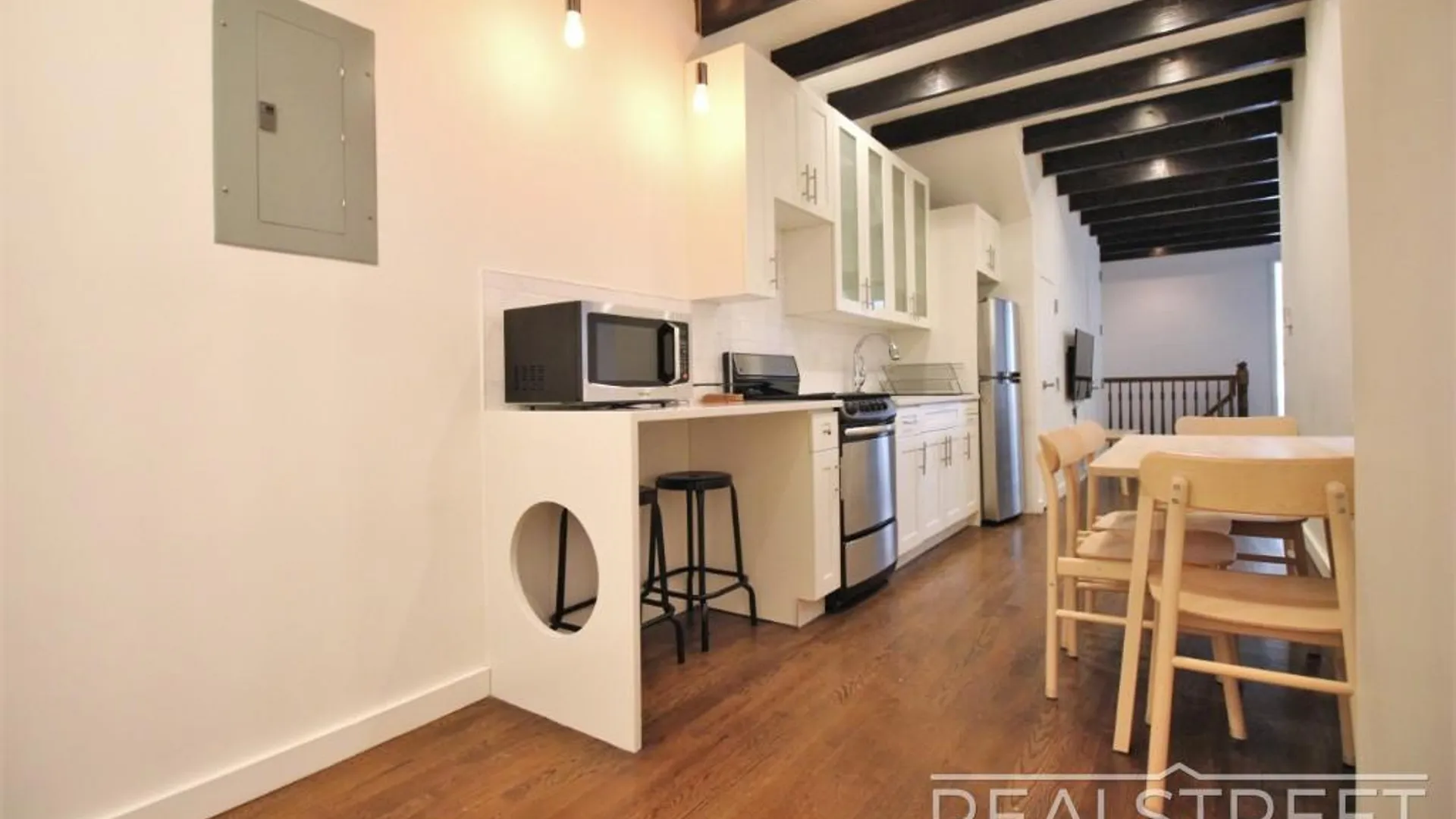 Property at 911 Jefferson Avenue, BROOKLYN, NY 11221 4