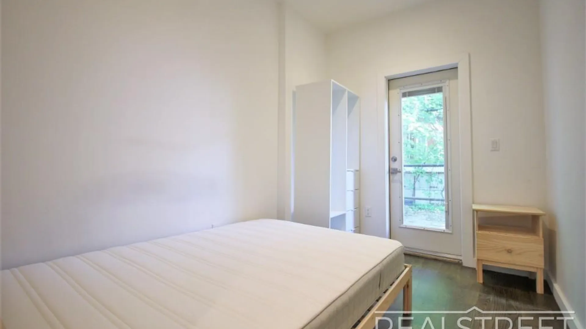 Property at 911 Jefferson Avenue, BROOKLYN, NY 11221 9