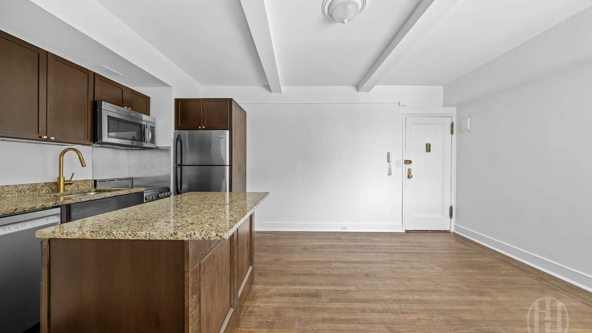 Property at 325 West 45th Street, New York, NY 10036 17
