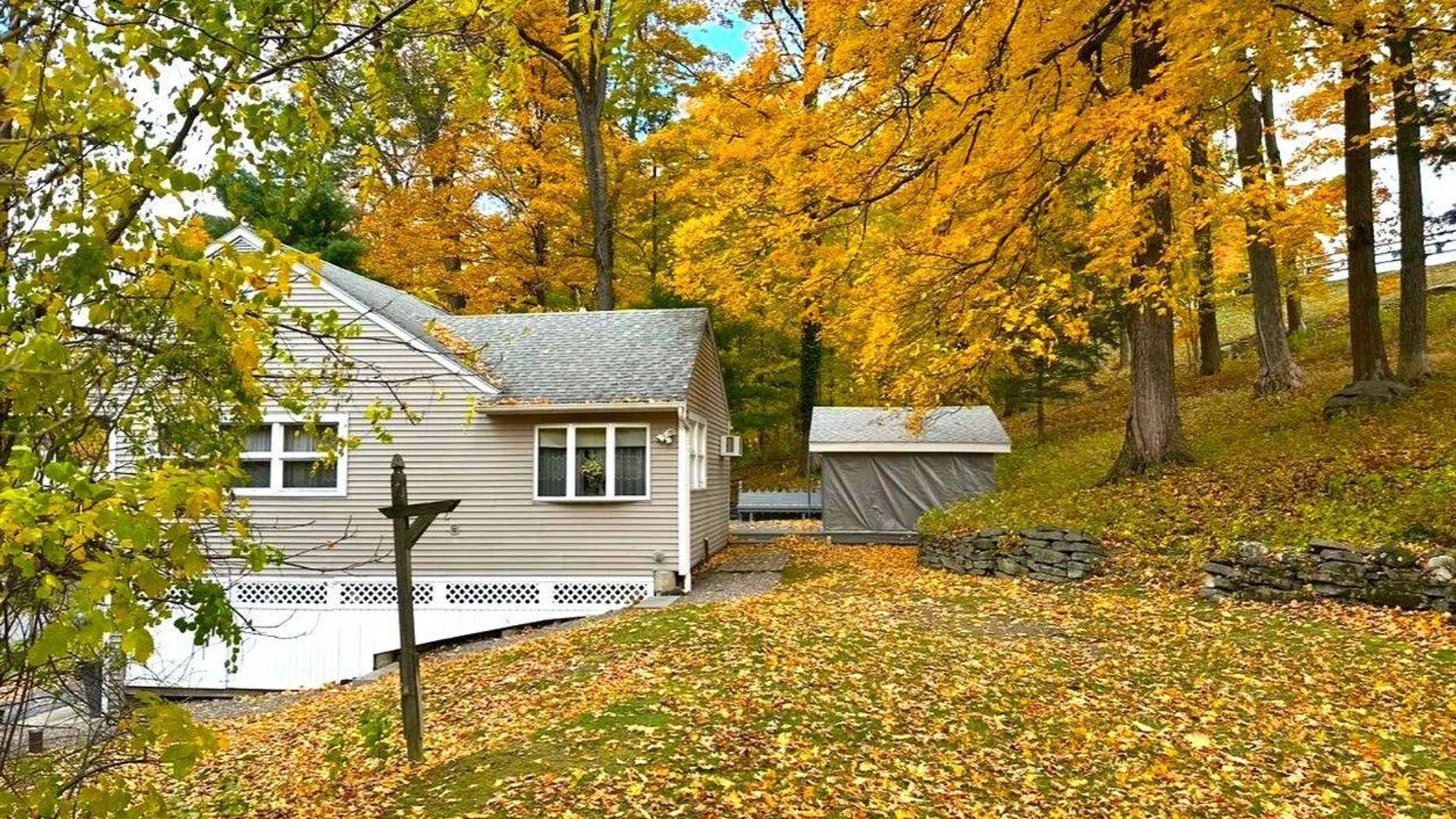 Property at 14 Steele Rd, New Windsor, NY 12553 11