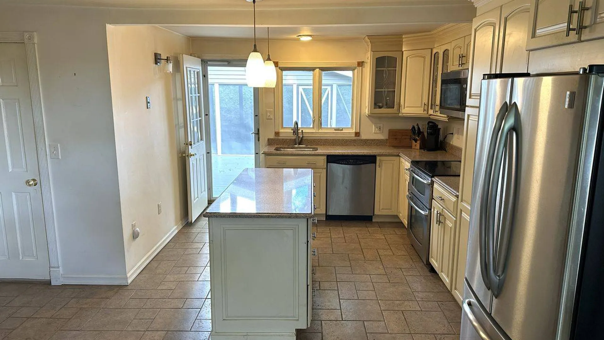 Property at 14 Steele Rd, New Windsor, NY 12553 12